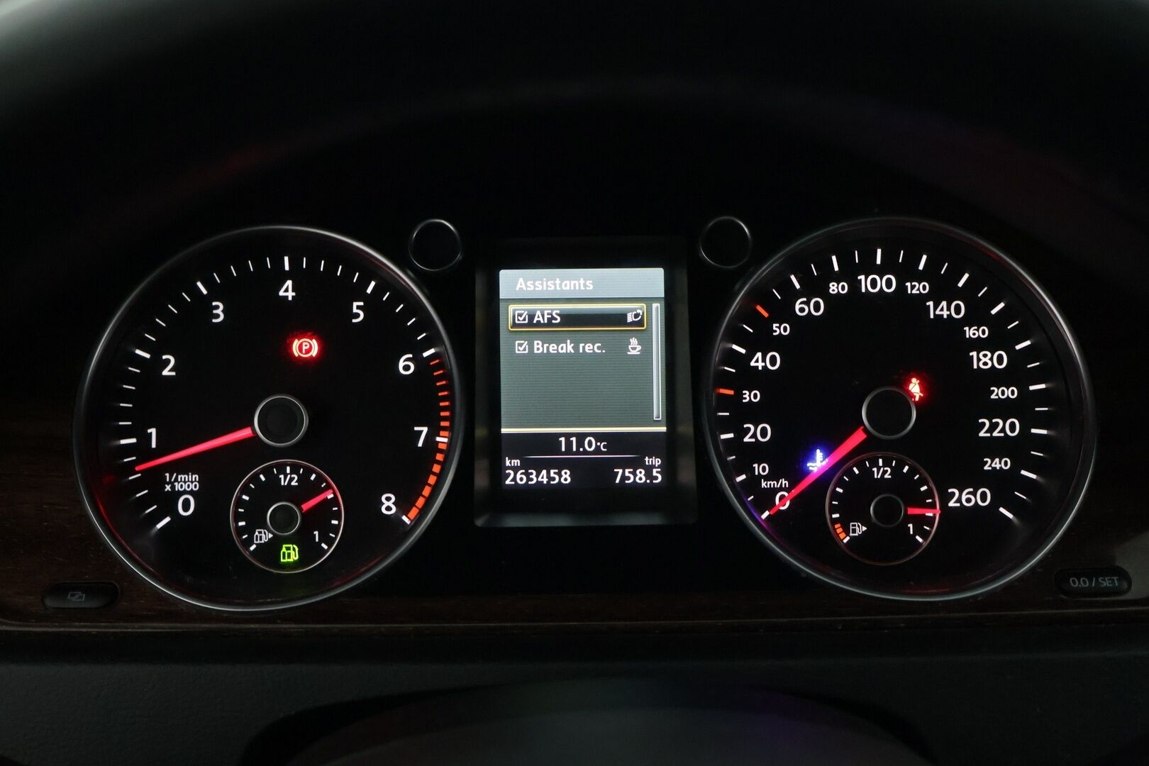 Volkswagen Passat 2012 Variant Highline 1,4 EcoFuel TSI 110 kW (150 hv) *YritysOutlet, Myydään vain yrityksille!* - Koukku / Nahat / Vakkari / Lohko / Xenon