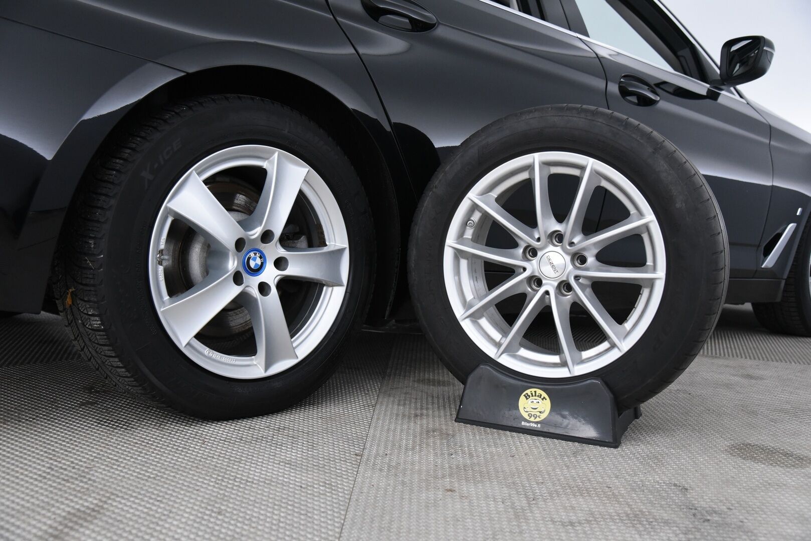 BMW 530 2019 G30 Sedan 530e A Charged Edition * 2.Om Suomiauto / P-Kamera / Prof.Navi / Ratinlämm. / Digimittari / Huippusiisti! * - Huollettu 10/25! / 2x Renkaat vanteineen!