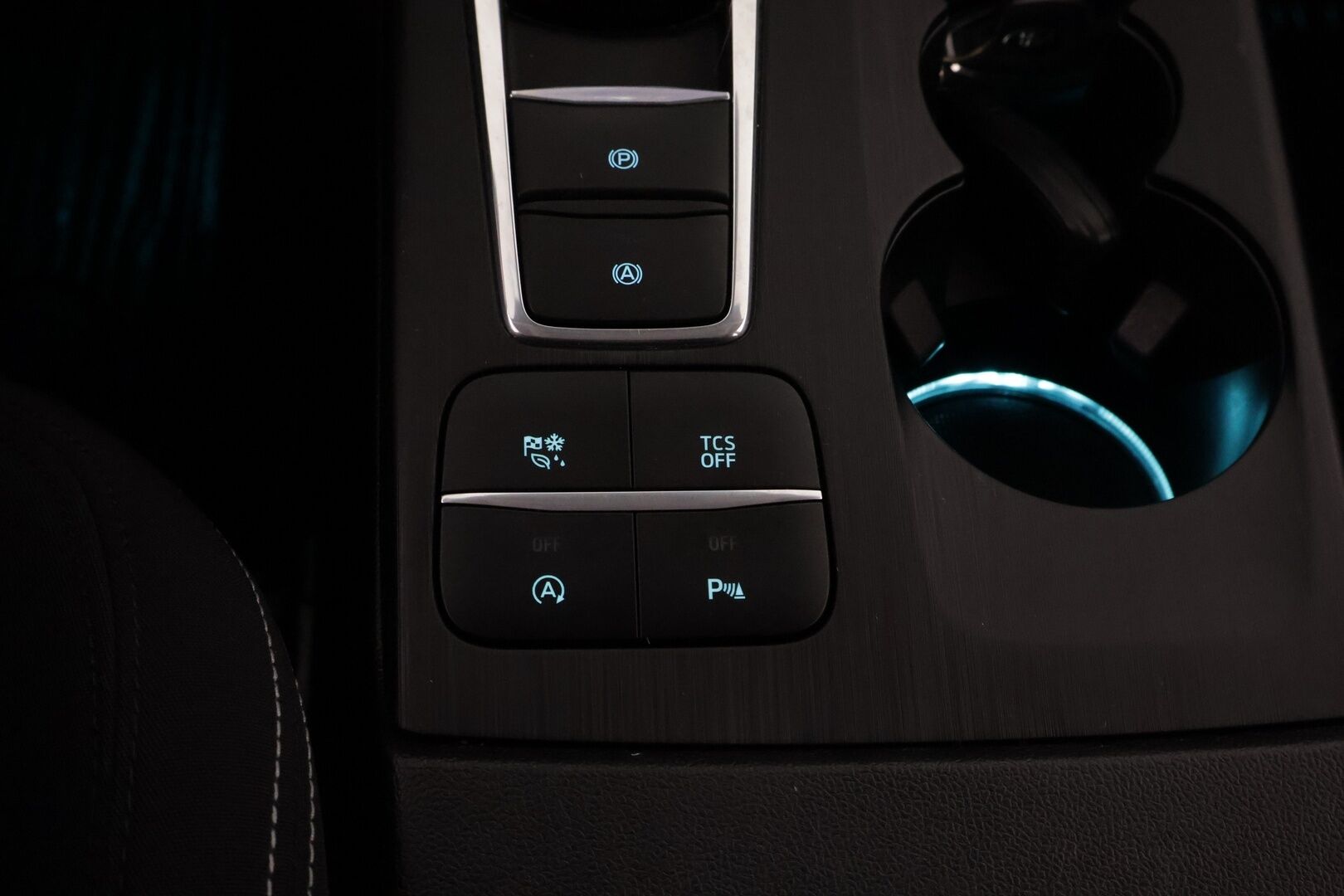 Ford Focus 2019 1,0 EcoBoost 125hv A8 Titanium Wagon * Webasto / Bang&Olufsen / Adapt.Vakkari / Navi / Adapt.LED / Kaistavahti - Suomiauto / 2x Renkaat aluvantein / Jakopää Ketjulla / Supervarusteet!