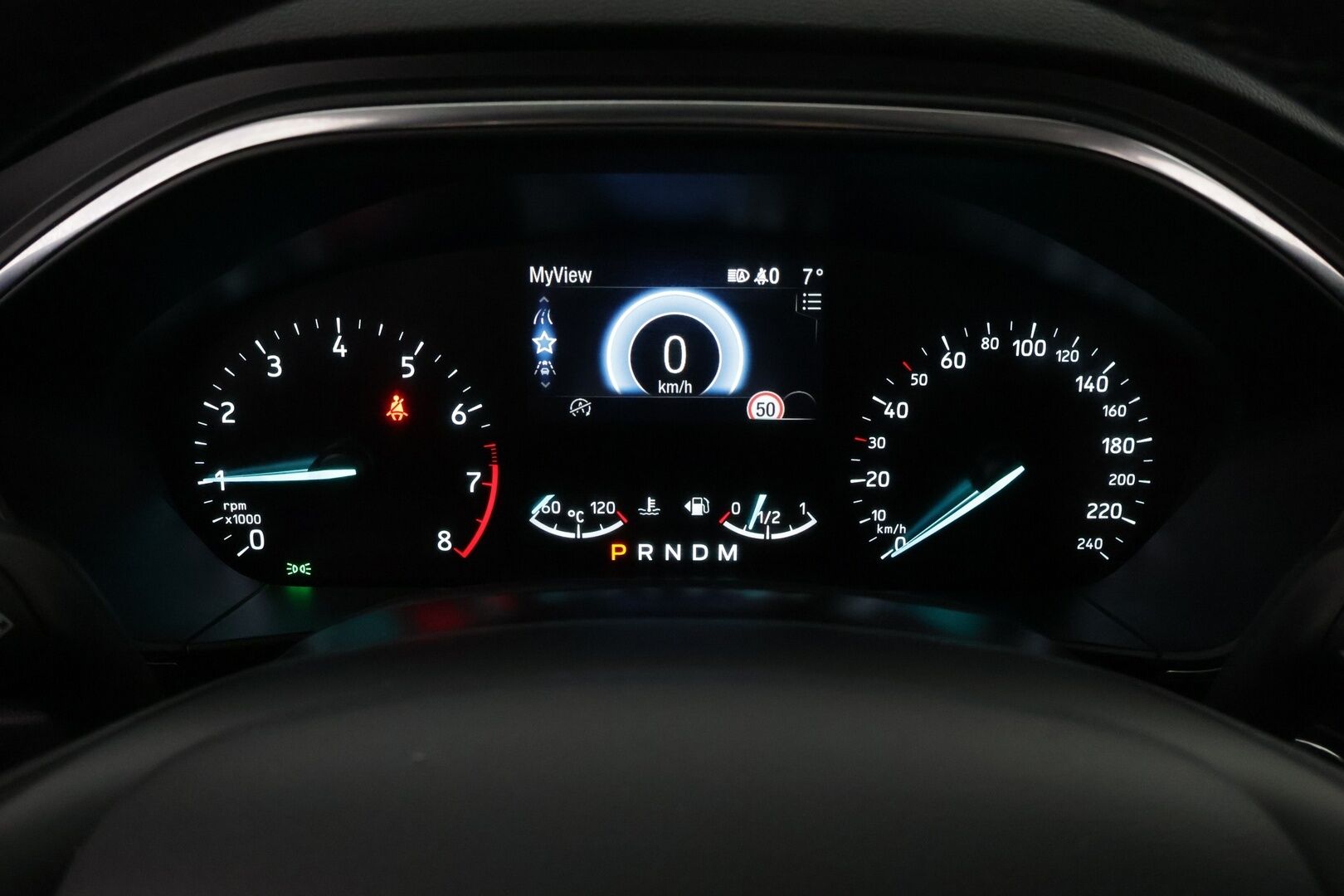 Ford Focus 2019 1,0 EcoBoost 125hv A8 Titanium Wagon * Webasto / Bang&Olufsen / Adapt.Vakkari / Navi / Adapt.LED / Kaistavahti - Suomiauto / 2x Renkaat aluvantein / Jakopää Ketjulla / Supervarusteet!