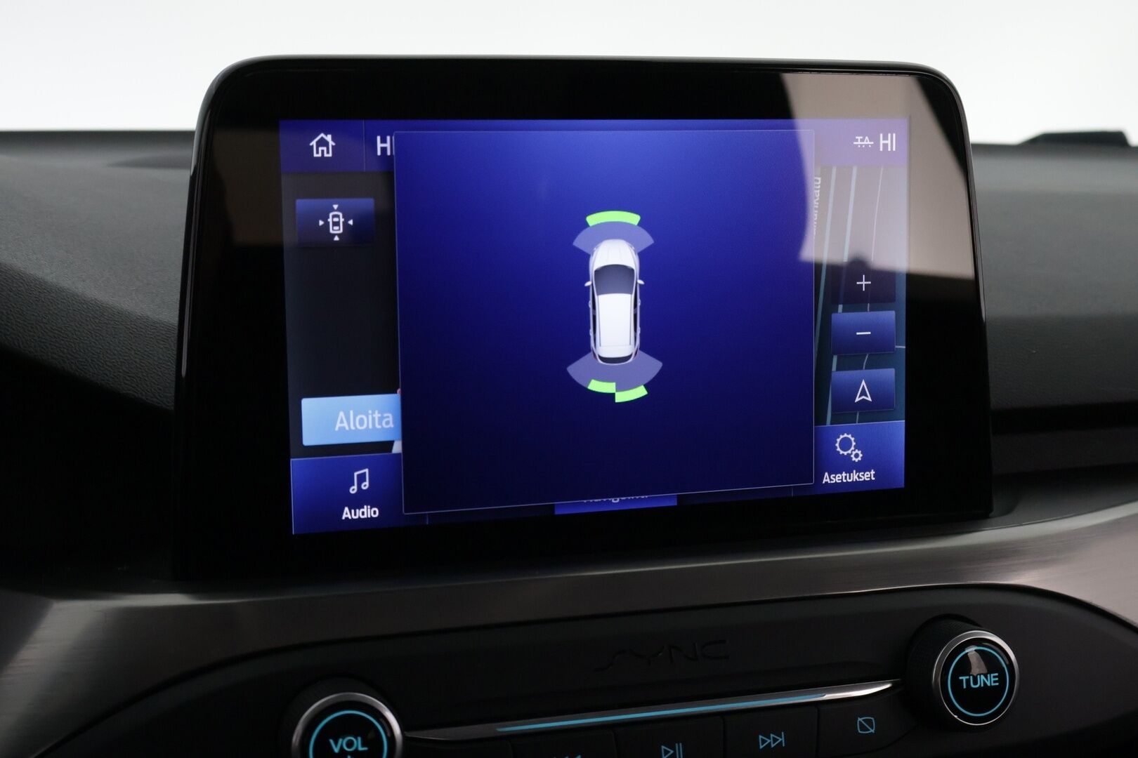 Ford Focus 2019 1,0 EcoBoost 125hv A8 Titanium Wagon * Webasto / Bang&Olufsen / Adapt.Vakkari / Navi / Adapt.LED / Kaistavahti - Suomiauto / 2x Renkaat aluvantein / Jakopää Ketjulla / Supervarusteet!