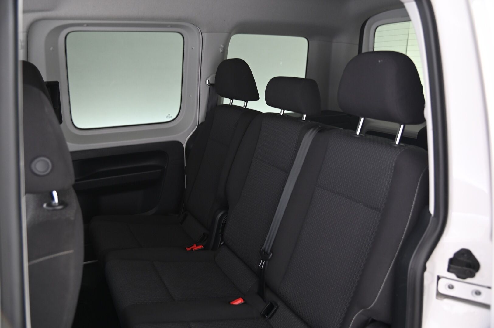 Volkswagen Caddy 2019 Trendline 2,0TDI 75 kW 5-Paik. - Webasto | Koukku | Vakkari | Bluetooth | 2x renkaat&vanteet | Suomi-auto