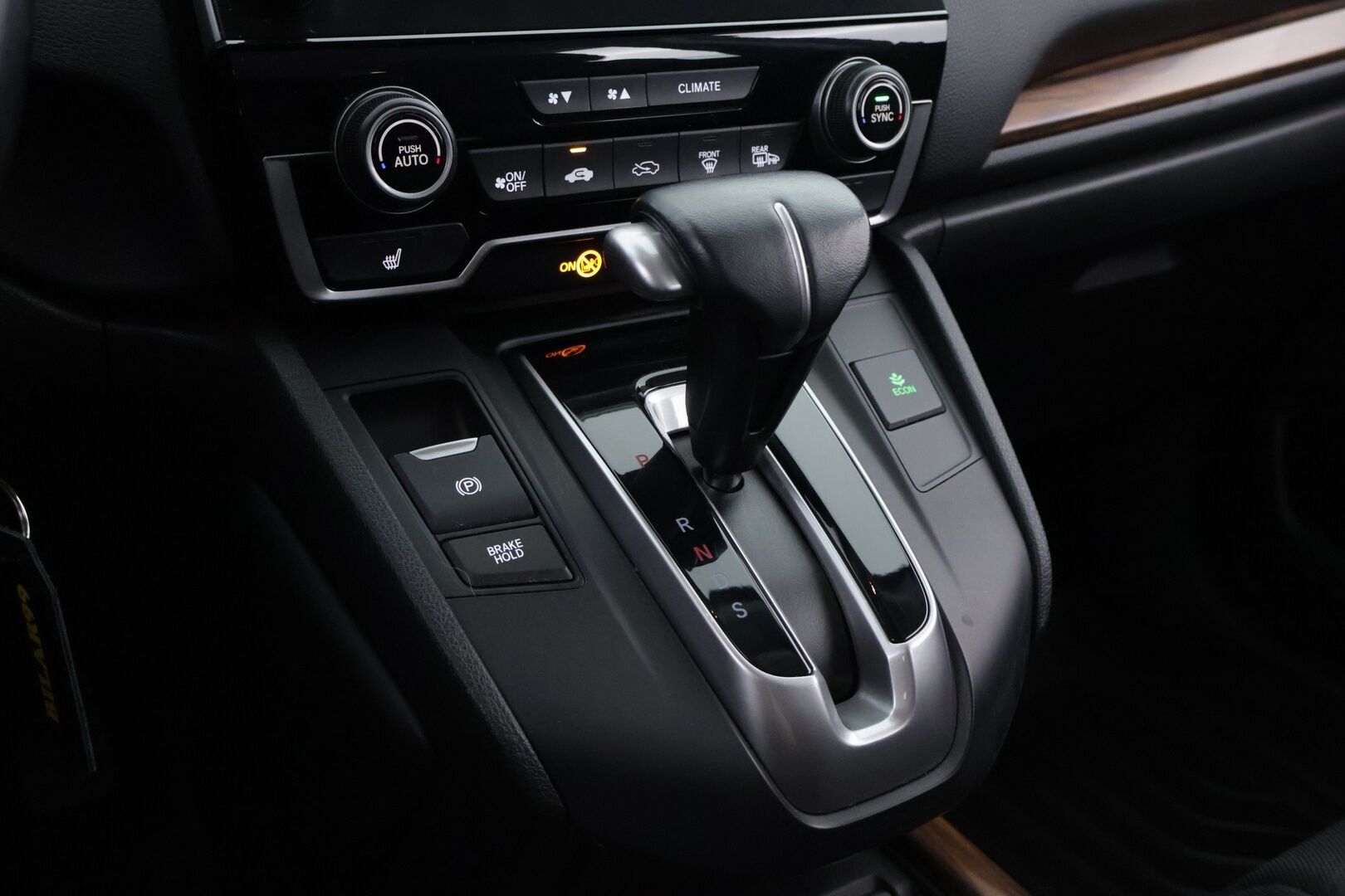 Honda CR-V 2019 Elegance AWD AT 193 hv - Suomiauto | Adapt.Vakkari | Koukku | Peruutuskamera | HiFi | LED | Navi | Apple&Android | 2x Hyvät Merkkirenkaat | Juuri katsastettu!