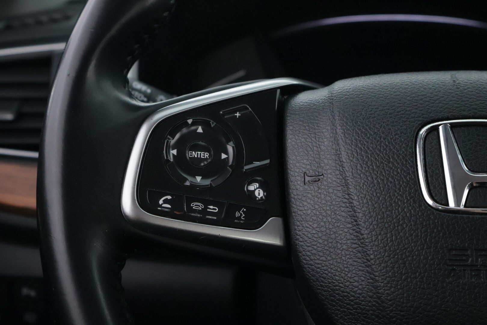 Honda CR-V 2019 Elegance AWD AT 193 hv - Suomiauto | Adapt.Vakkari | Koukku | Peruutuskamera | HiFi | LED | Navi | Apple&Android | 2x Hyvät Merkkirenkaat | Juuri katsastettu!