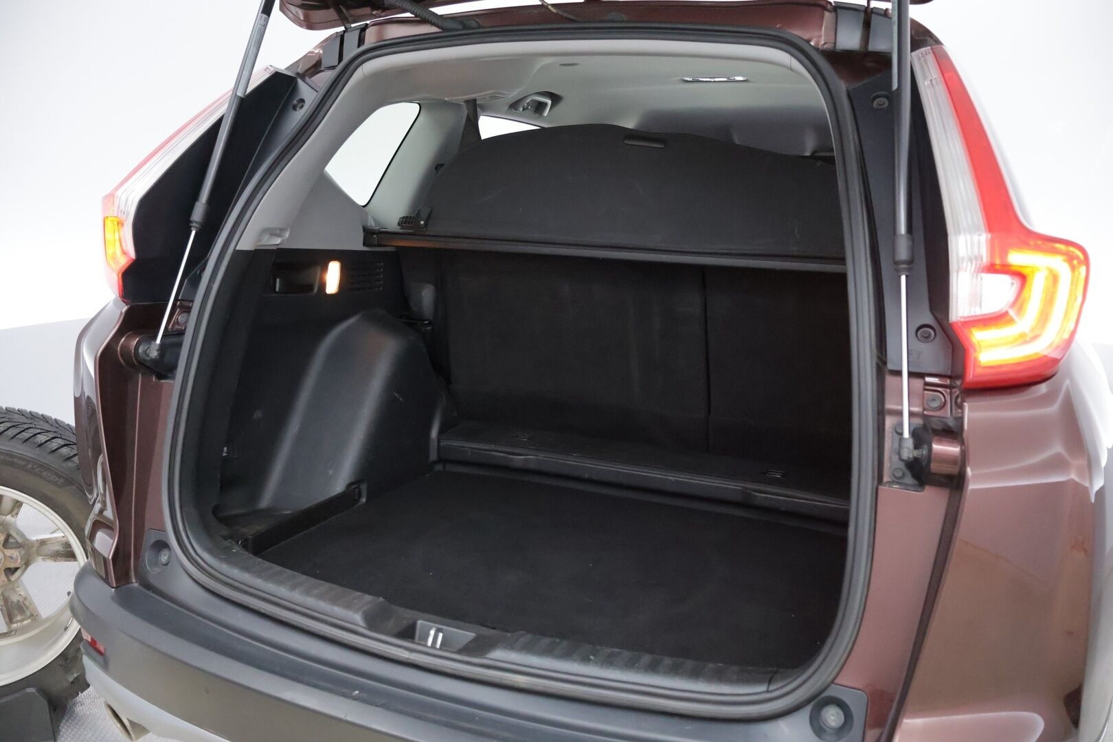 Honda CR-V 2019 Elegance AWD AT 193 hv - Suomiauto | Adapt.Vakkari | Koukku | Peruutuskamera | HiFi | LED | Navi | Apple&Android | 2x Hyvät Merkkirenkaat | Juuri katsastettu!