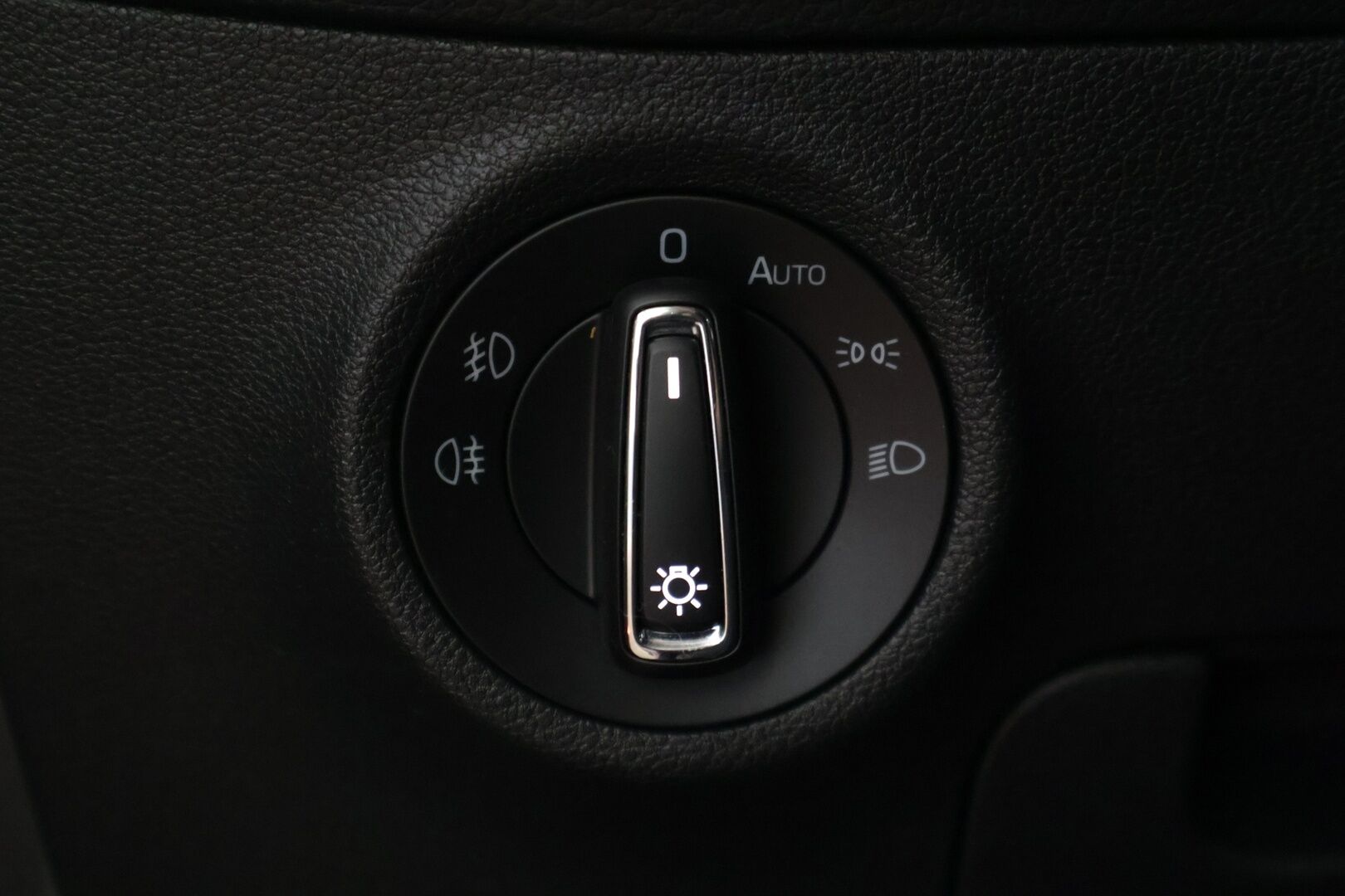 Skoda Kodiaq 2019 2,0 TSI 4x4 Style DSG Autom. - | Webasto | Koukku | ACC | LED | Ratinlämmitin | Pysäköinti avustin | Canton | Suomi-auto|