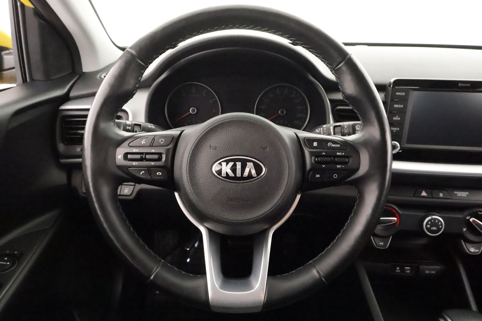 Kia Stonic 2019 1,0 T-GDI ISG 120hv LX DCT EcoDynamics - | Webasto | Vakkari | Lämm. ratti | Apple & Android | Bluetooth | Penkinlämmittimet | Ilmastointi | Huoltokirja | 2x renkaat | 