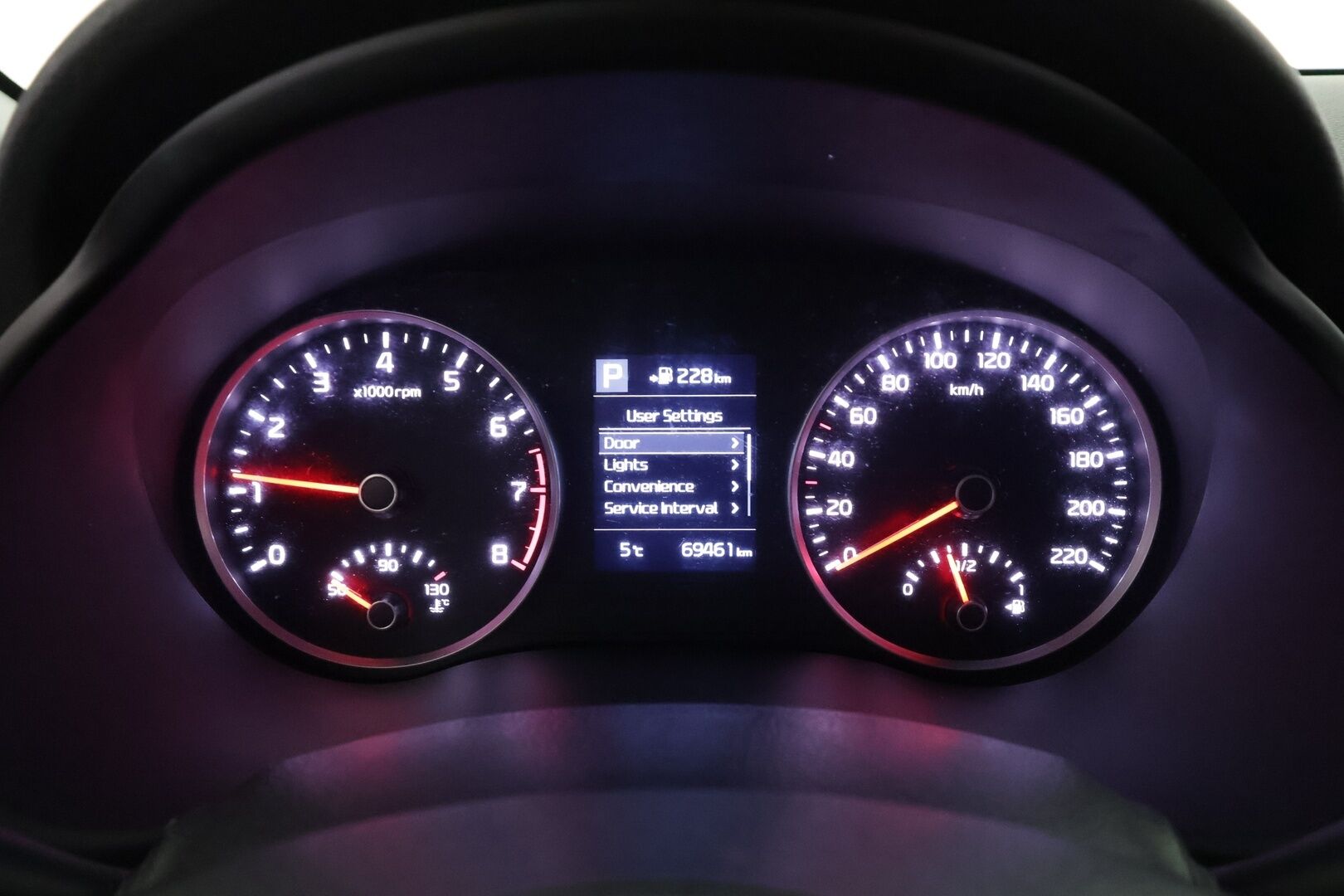 Kia Stonic 2019 1,0 T-GDI ISG 120hv LX DCT EcoDynamics - | Webasto | Vakkari | Lämm. ratti | Apple & Android | Bluetooth | Penkinlämmittimet | Ilmastointi | Huoltokirja | 2x renkaat | 