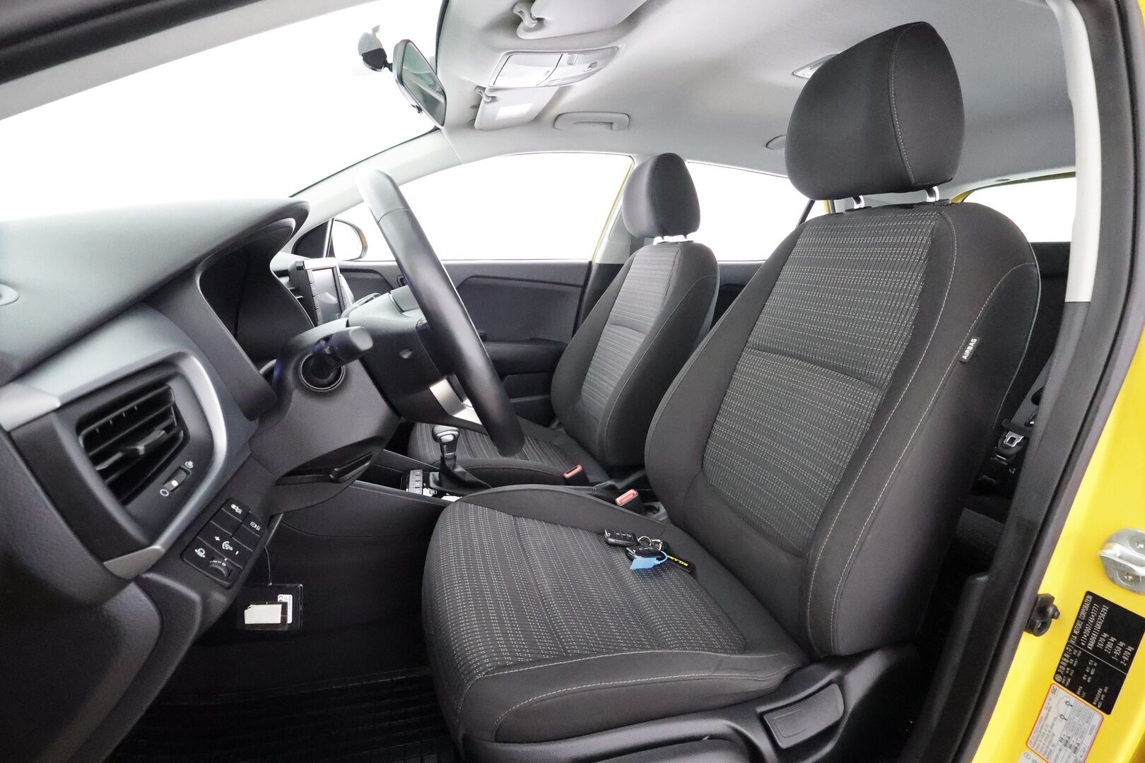 Kia Stonic 2019 1,0 T-GDI ISG 120hv LX DCT EcoDynamics - | Webasto | Vakkari | Lämm. ratti | Apple & Android | Bluetooth | Penkinlämmittimet | Ilmastointi | Huoltokirja | 2x renkaat | 