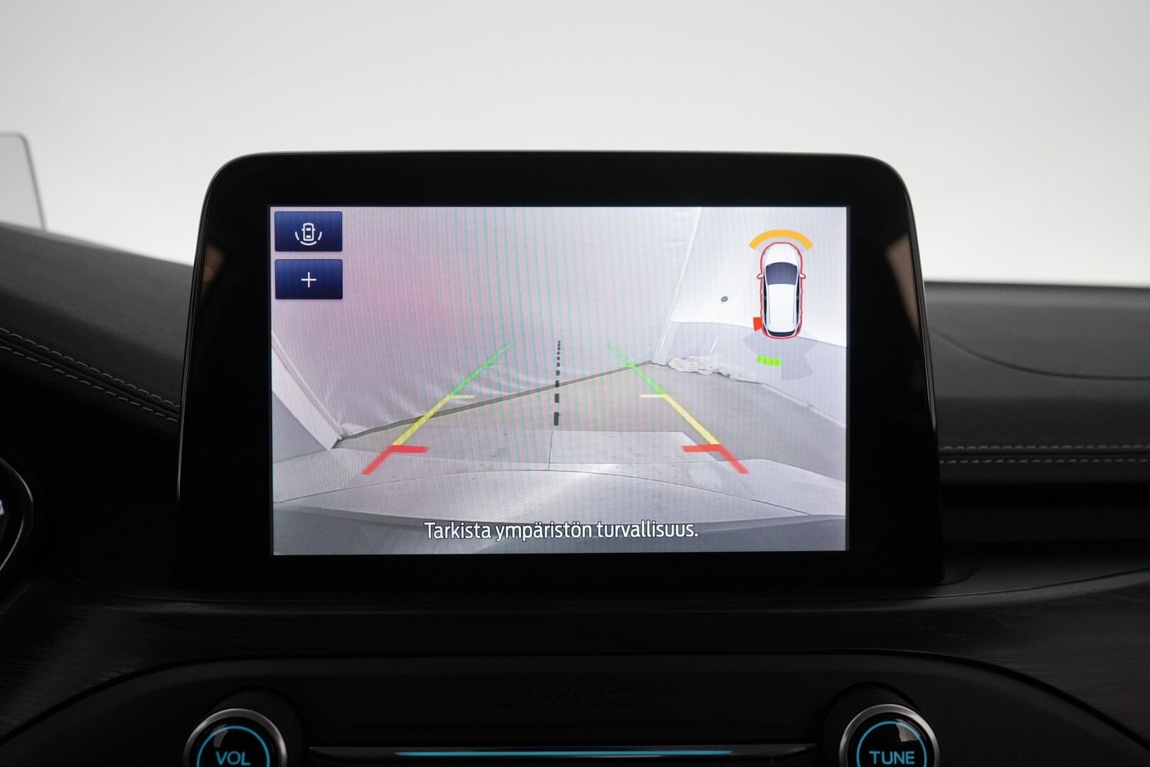 Ford Focus 2019 1,5 EcoBoost 182hv A8 Vignale Wagon * ACC / Lohkolämmitin / Kamera / Navi / Ratinlämmitin / B&O * - Suomi-auto / Kahdet OEM vanteet / Viimeisin huolto 137tkm!