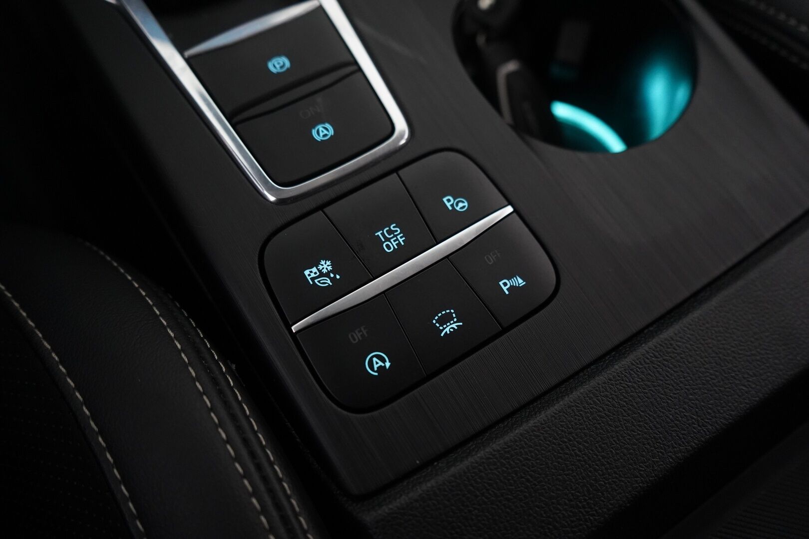 Ford Focus 2019 1,5 EcoBoost 182hv A8 Vignale Wagon * ACC / Lohkolämmitin / Kamera / Navi / Ratinlämmitin / B&O * - Suomi-auto / Kahdet OEM vanteet / Viimeisin huolto 137tkm!