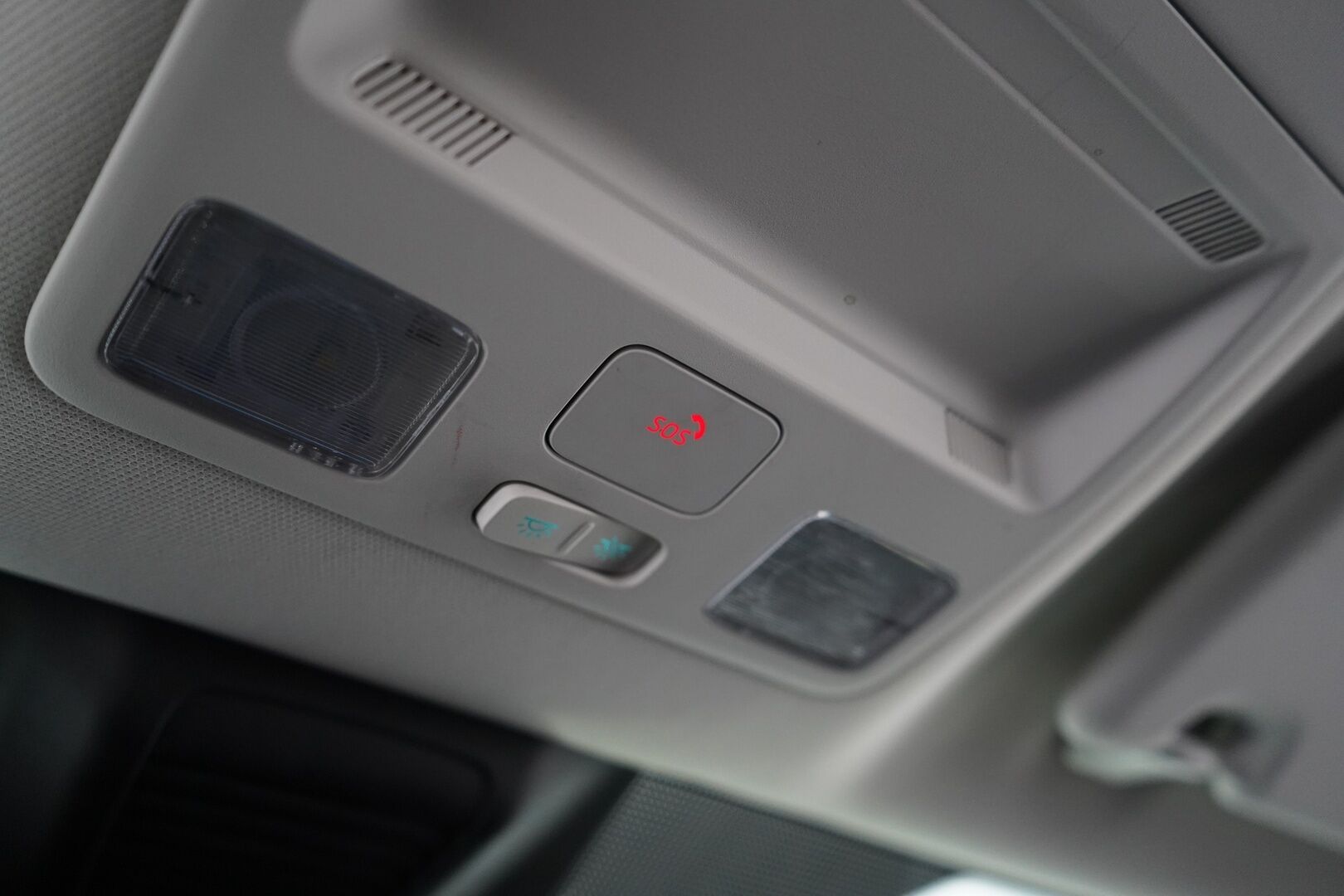 Ford Focus 2019 1,5 EcoBoost 182hv A8 Vignale Wagon * ACC / Lohkolämmitin / Kamera / Navi / Ratinlämmitin / B&O * - Suomi-auto / Kahdet OEM vanteet / Viimeisin huolto 137tkm!