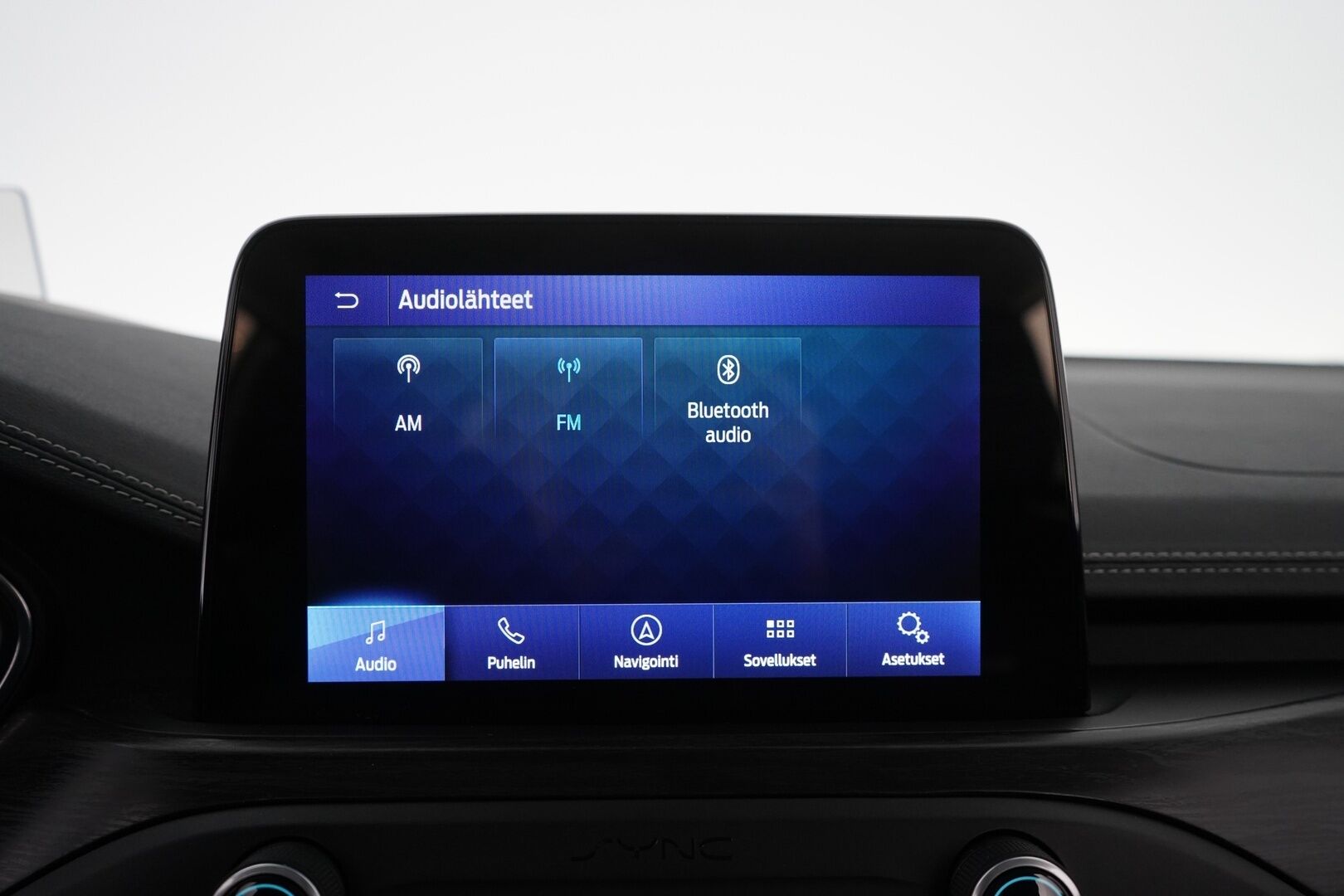 Ford Focus 2019 1,5 EcoBoost 182hv A8 Vignale Wagon * ACC / Lohkolämmitin / Kamera / Navi / Ratinlämmitin / B&O * - Suomi-auto / Kahdet OEM vanteet / Viimeisin huolto 137tkm!