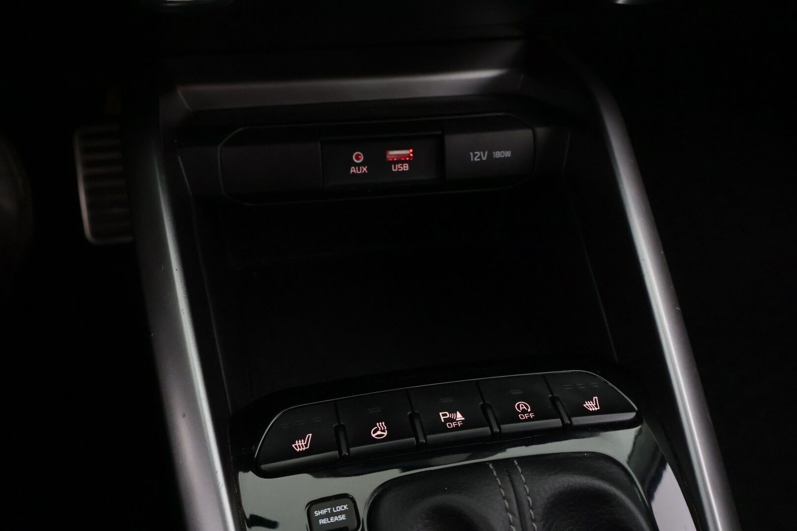 Kia Rio 2019 1,0 T-GDI ISG 120hv GT-Line DCT EcoDynamics - Vakkari / P-kamera / Kaistavahti / Puolinahka Sporttipenkit / Ratinlämmitin / 2x Renkaat Aluvanteilla / Apple&Android