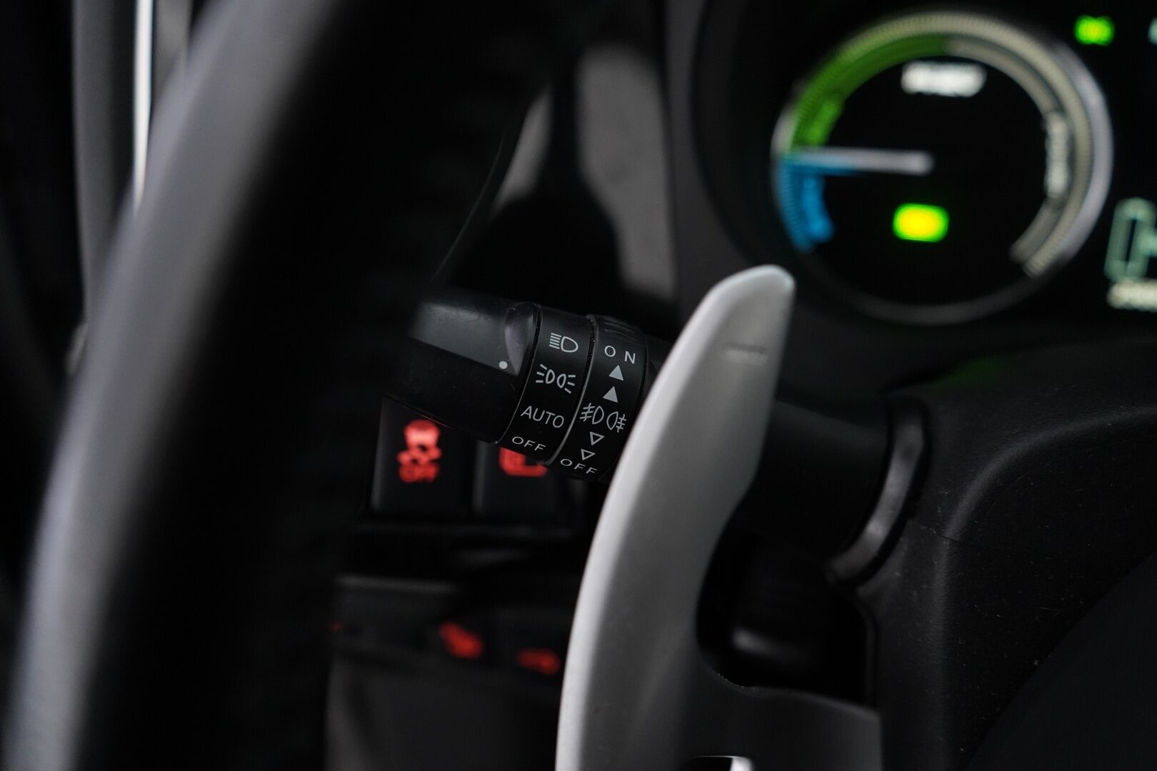 Mitsubishi Outlander PHEV 2014 ACC / Nahat / Kamera / Rockford / Kattoluukku / Koukku / S.penkki* - YritysOutlet - Myydään vain yrityksille - – Tämä auto myydään YritysOutlet -valikoimasta vain yritykselle