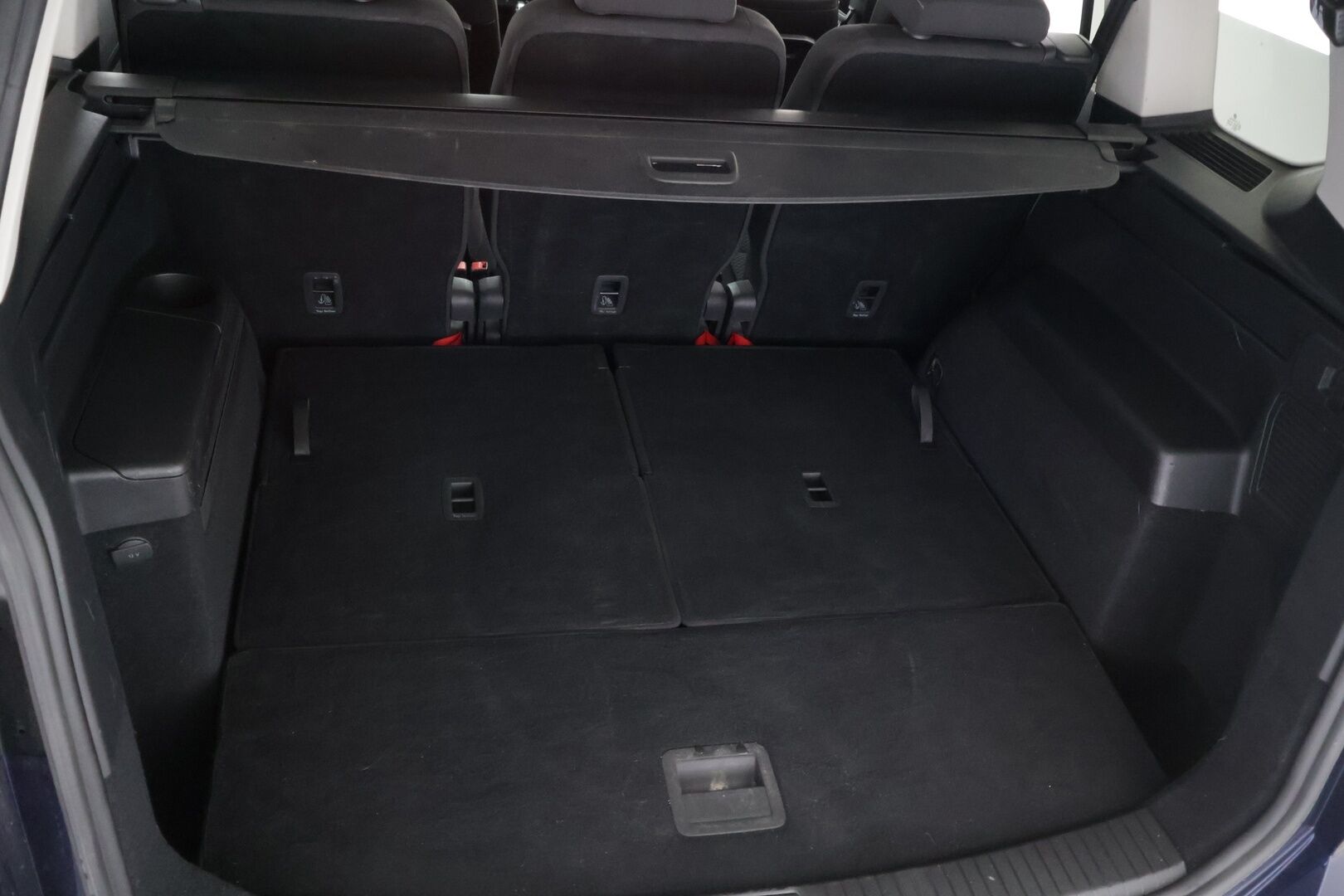 Volkswagen Touran 2019 Comfortline 1,5 TSI EVO 110 kW (150 hv) DSG-automaatti - ACC | 7-paikkainen | Juuri huollettu | Hihna 02/25 | Polttoainekäyttöinen lisälämmitin kaukosäätimellä | Apple CarPlay & Android Auto | Pysäköintitutkat edessä ja takana