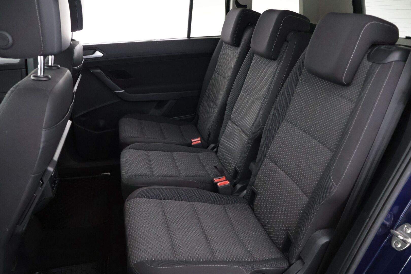 Volkswagen Touran 2019 Comfortline 1,5 TSI EVO 110 kW (150 hv) DSG-automaatti - ACC | 7-paikkainen | Juuri huollettu | Hihna 02/25 | Polttoainekäyttöinen lisälämmitin kaukosäätimellä | Apple CarPlay & Android Auto | Pysäköintitutkat edessä ja takana