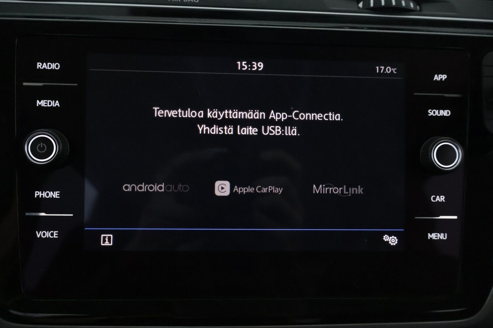 Volkswagen Touran 2019 Comfortline 1,5 TSI EVO 110 kW (150 hv) DSG-automaatti - ACC | 7-paikkainen | Juuri huollettu | Hihna 02/25 | Polttoainekäyttöinen lisälämmitin kaukosäätimellä | Apple CarPlay & Android Auto | Pysäköintitutkat edessä ja takana