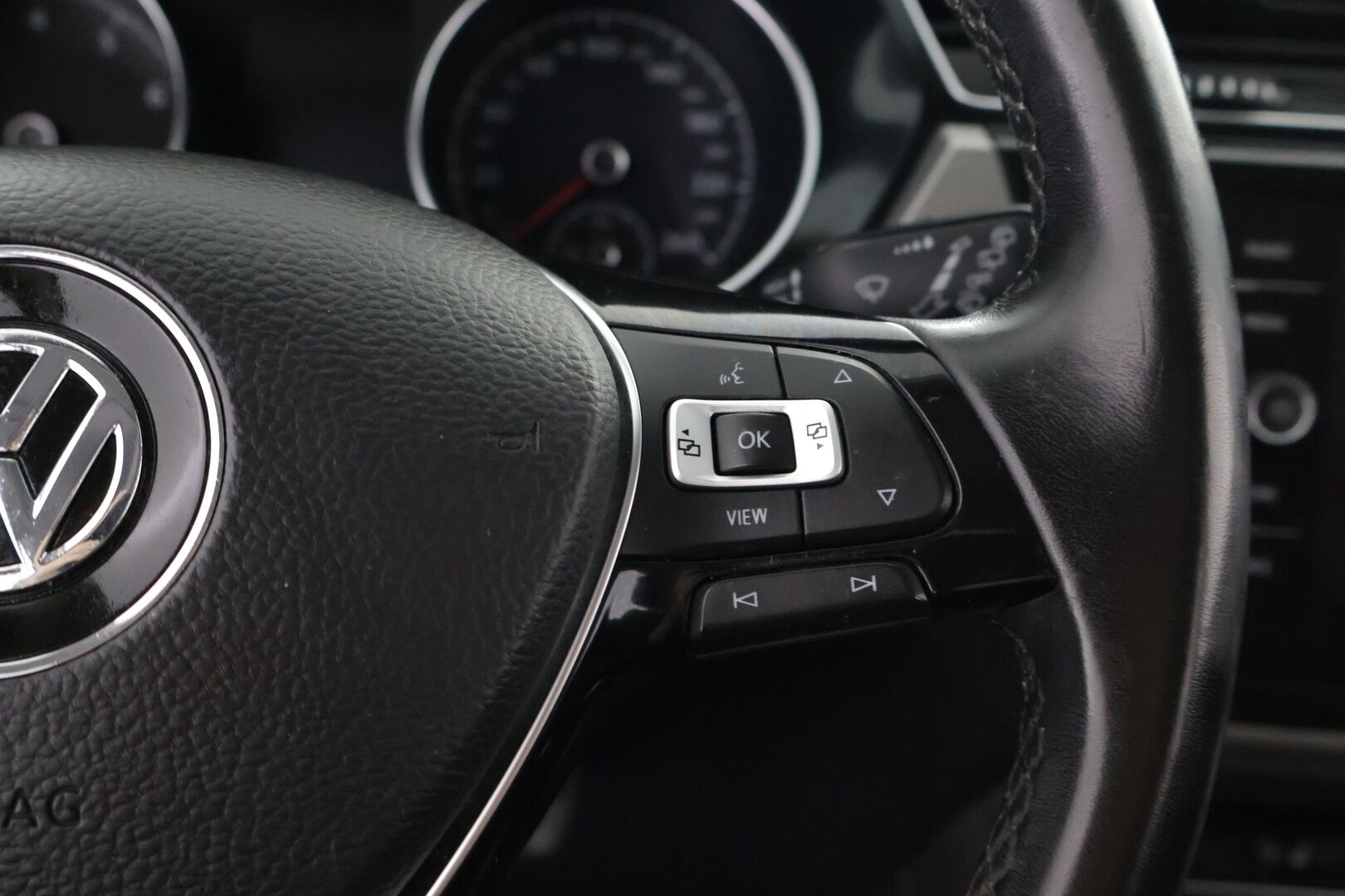 Volkswagen Touran 2019 Comfortline 1,5 TSI EVO 110 kW (150 hv) DSG-automaatti - ACC | 7-paikkainen | Juuri huollettu | Hihna 02/25 | Polttoainekäyttöinen lisälämmitin kaukosäätimellä | Apple CarPlay & Android Auto | Pysäköintitutkat edessä ja takana