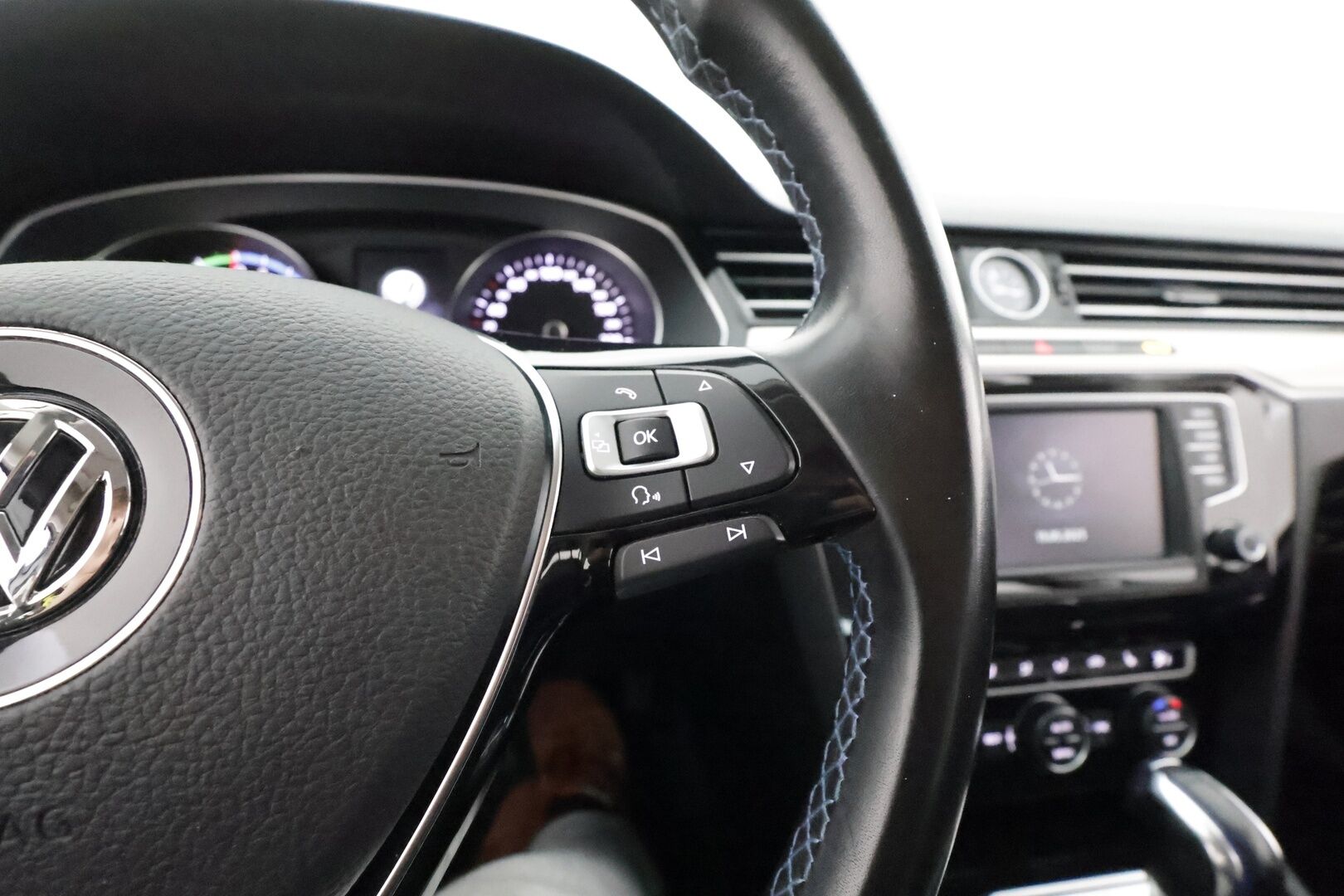 Volkswagen Passat 2016 Variant Comfortline 1,4 TSI 110 kW (150 hv) ACT DSG-aut. **Adapt.Vakkari / LED-valot / P.Kamera / Apple&Android** - 3-Alueinen AC / 2x Renkaat 