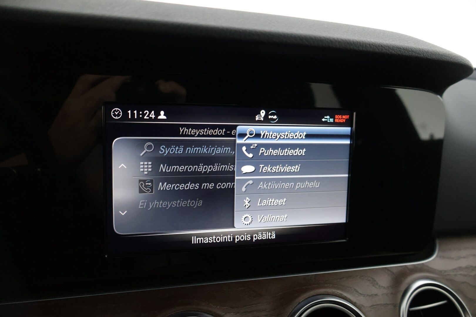 Mercedes-Benz E 2019 200 d A Business * Sport Nahat / P-Kamera / Lohkolämmitin / Musta Sisäkatto / Navi * - 3,99 % KORKOTARJOUS TÄHÄN AUTOON - * Kovilla varusteilla ja todella vähän ajettu Suomi-Auto! *