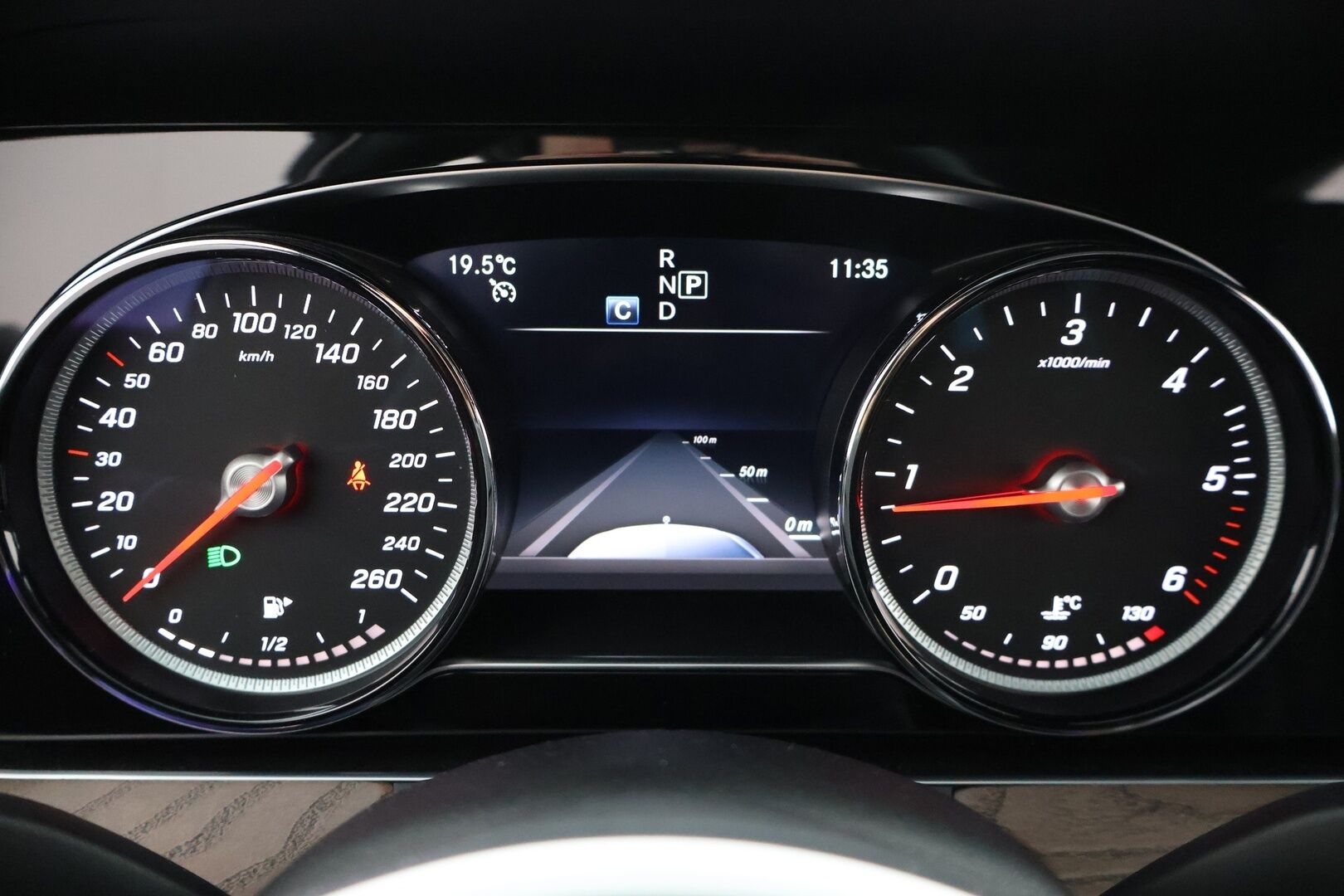 Mercedes-Benz E 2019 200 d A Business * Nahkasisusta / P-Kamera / Lohkolämmitin / Navi * - 3,99 % KORKOTARJOUS TÄHÄN AUTOON - * Suomi-auto / 2x Renkaat / Vähän ajettu *