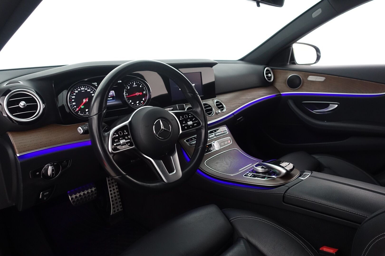 Mercedes-Benz E 2019 200 d A Business - | Suomi-auto | P.Kamera | Urheiluistuimet | Nahkasisusta | Lohkolämmitin | Navi | LED Performance | Vakkari | Ambient | 