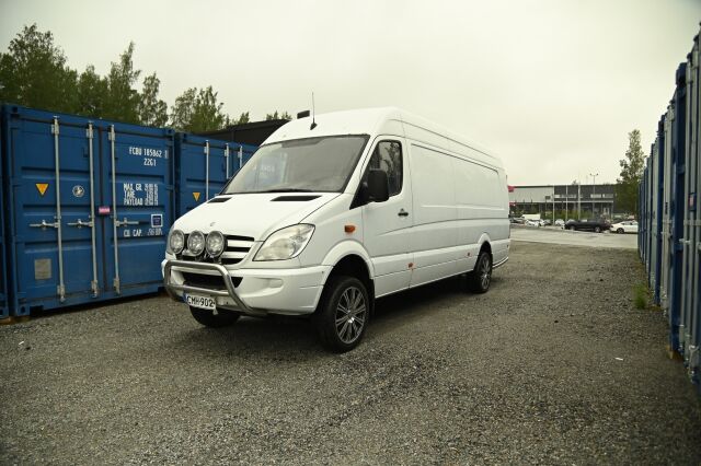 Mercedes-Benz Sprinter 2012