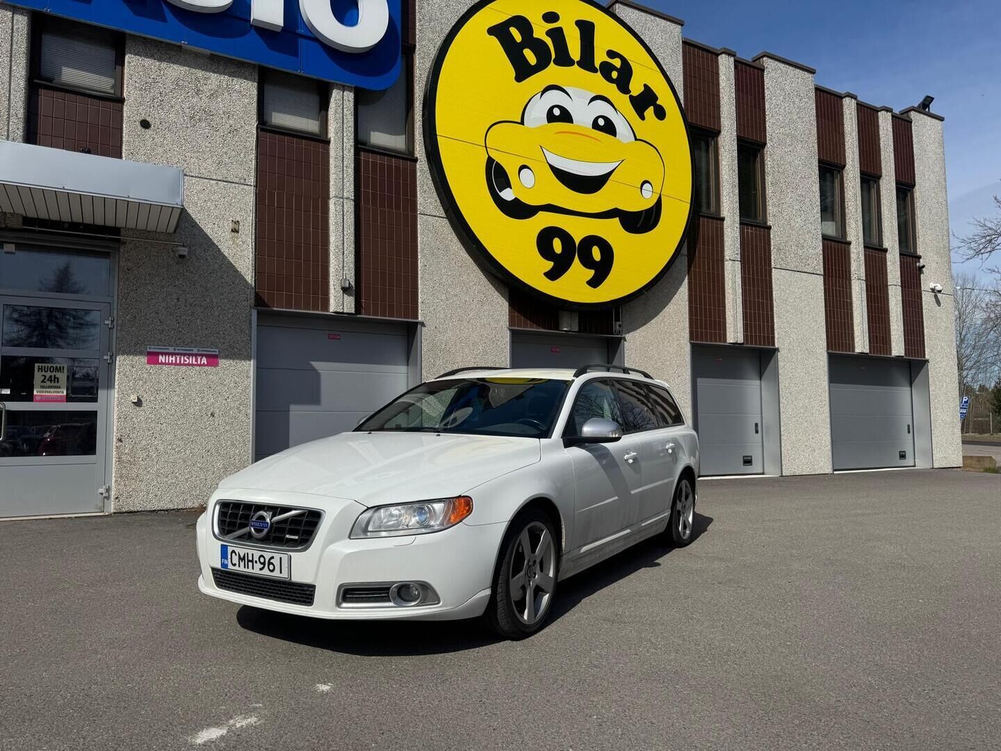 Volvo V70 2011 T4 R-Design aut - ** Juuri katsastettu / Vakkari / Nahat / Koukku **