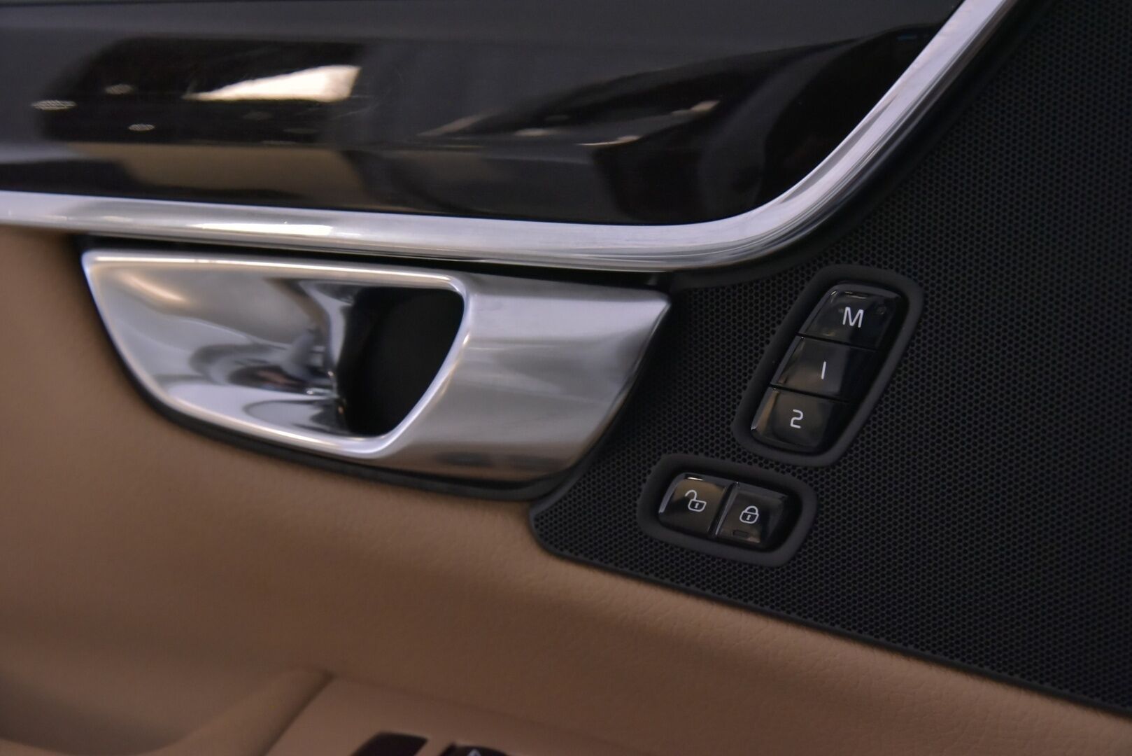 Volvo V90 2019 D3 AWD Business Inscription aut - Webasto | ACC | Pilot Assist | Koukku | Konjakkinahat | High.Performance Audio | KeyLess
