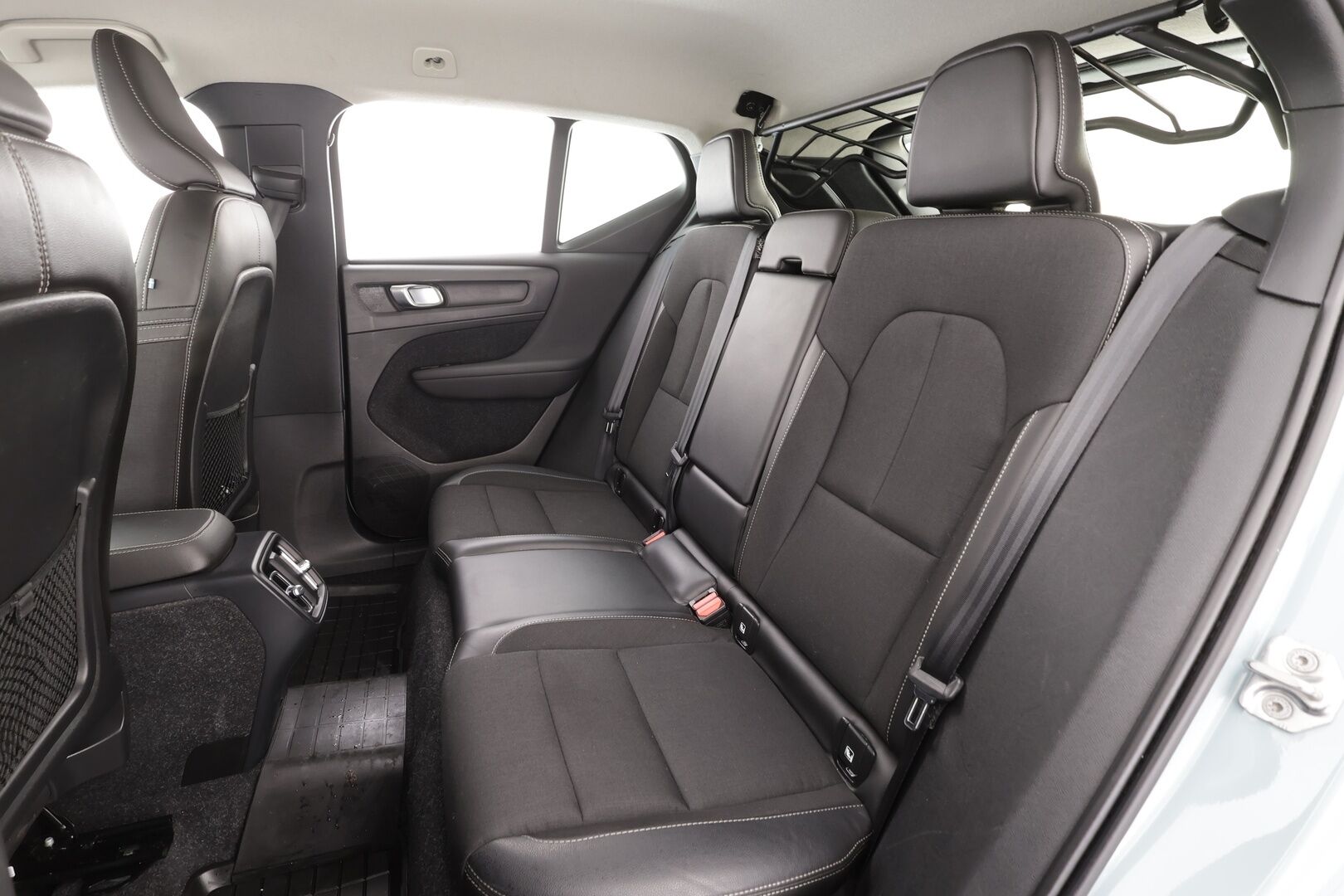 Volvo XC40 2019 D3 Business aut * Webasto / Koukku / ACC / LED / P.Kamera / Kaistavahti / Navi * - Suomi-auto / Kahdet renkaat aluvanteilla - HULLUT AVAJAISHULINAT KORKOTARJOUS 3,29 %