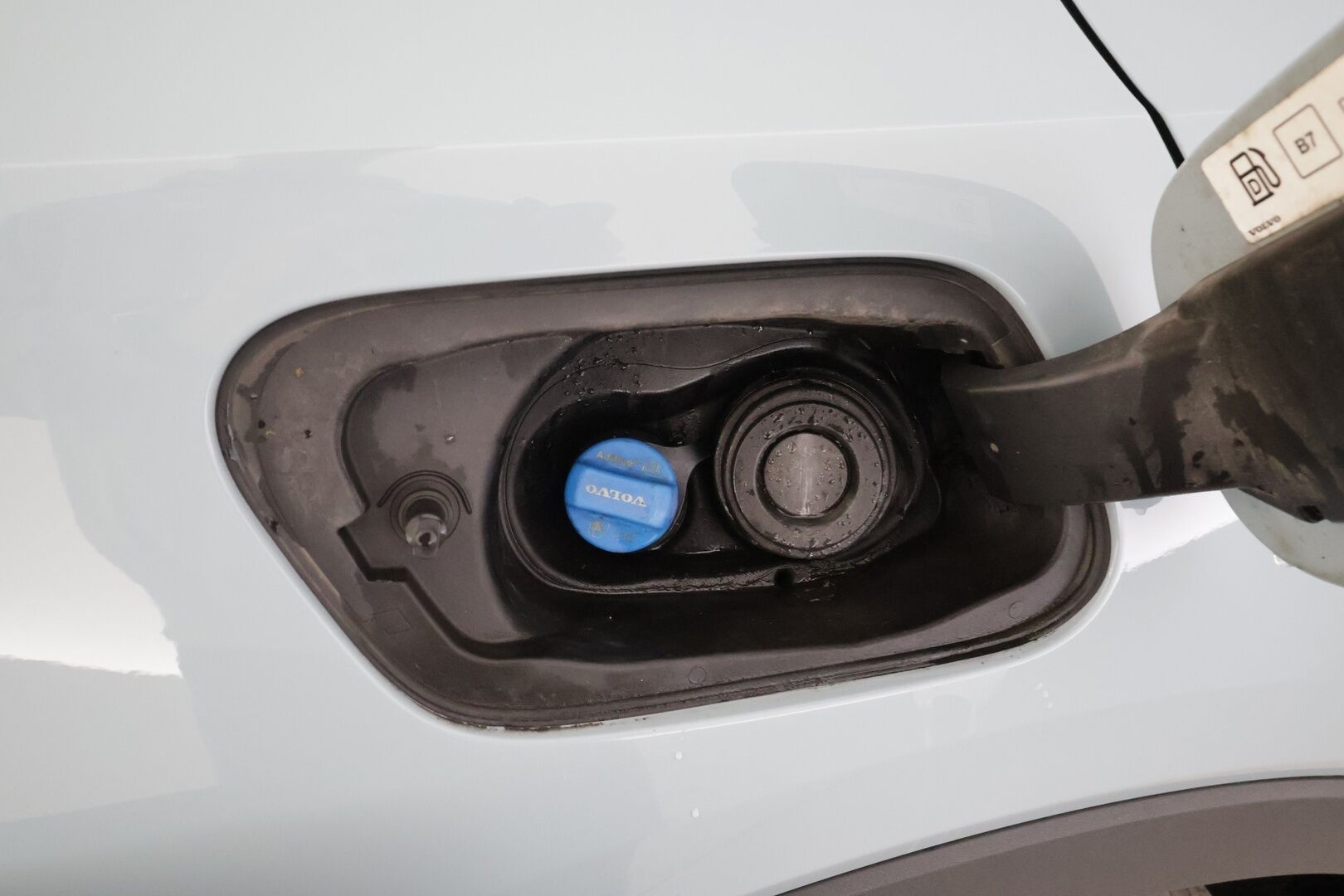 Volvo XC40 2019 D3 Business aut * Webasto / Koukku / ACC / LED / P.Kamera / Kaistavahti / Navi * - Suomi-auto / Kahdet renkaat aluvanteilla - HULLUT AVAJAISHULINAT KORKOTARJOUS 3,29 %