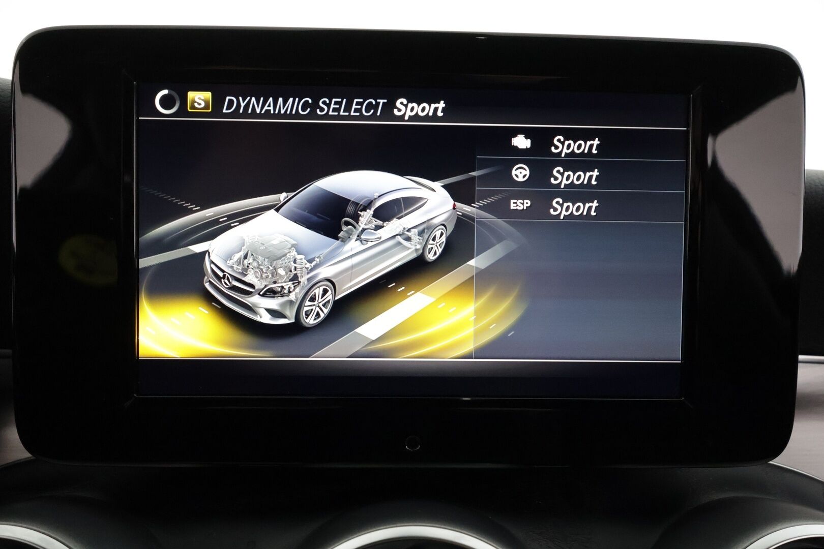 Mercedes-Benz C 2019 400 4Matic A Coupe AMG - | Burmester | Facelift | Designo erikoisväri | P.kamera | Sporttipenkit | Apple & Android | LED | Nahka-alcantara | Merkkihuollot | 2x renkaat |