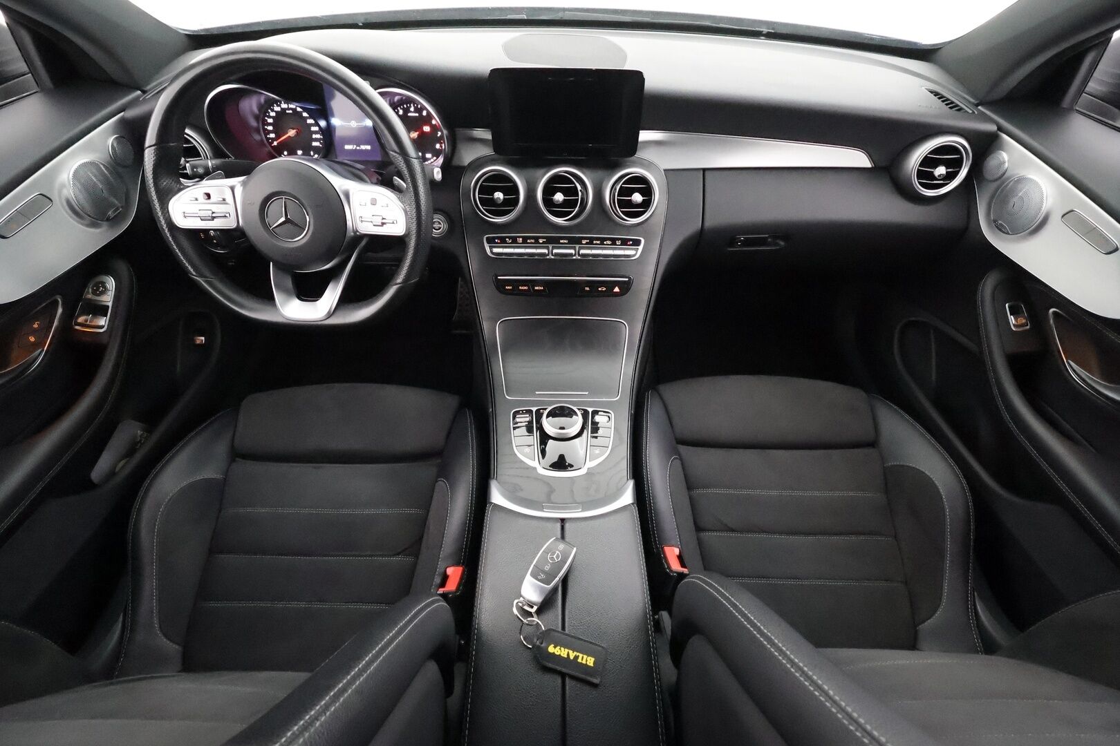 Mercedes-Benz C 2019 400 4Matic A Coupe AMG - | Burmester | Facelift | Designo erikoisväri | P.kamera | Sporttipenkit | Apple & Android | LED | Nahka-alcantara | Merkkihuollot | 2x renkaat |