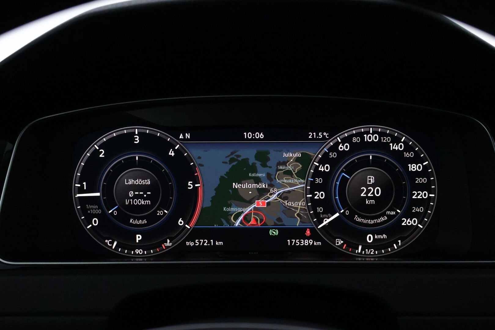 Volkswagen Golf 2019 Variant Highline 2,0 TDI SCR 110 kW (150 hv) DSG *ACC / Koukku / Navi / Webasto / Digimittaristo / P.kamera / Led* - Pieni ruokainen! / Jakopää vaihdettu 159tkm 05.2025! - Osta nyt, maksa vasta ensi vuonna