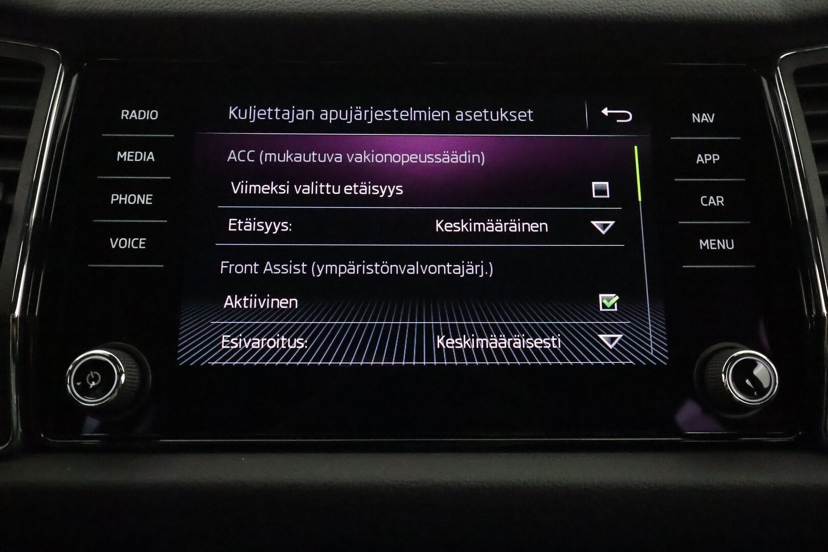 Skoda Kodiaq 2019 2,0 TDI 190 4x4 SportLine DSG Autom **Muistipenkki / Webasto / Koukku / 360° Kamera / Adapt.Vakkari / Canton** - LED-valot / Digimittaristo /  Navi / Kaistavahti / Nahka-Alcantara / KeylessGO / 2x Renkaat