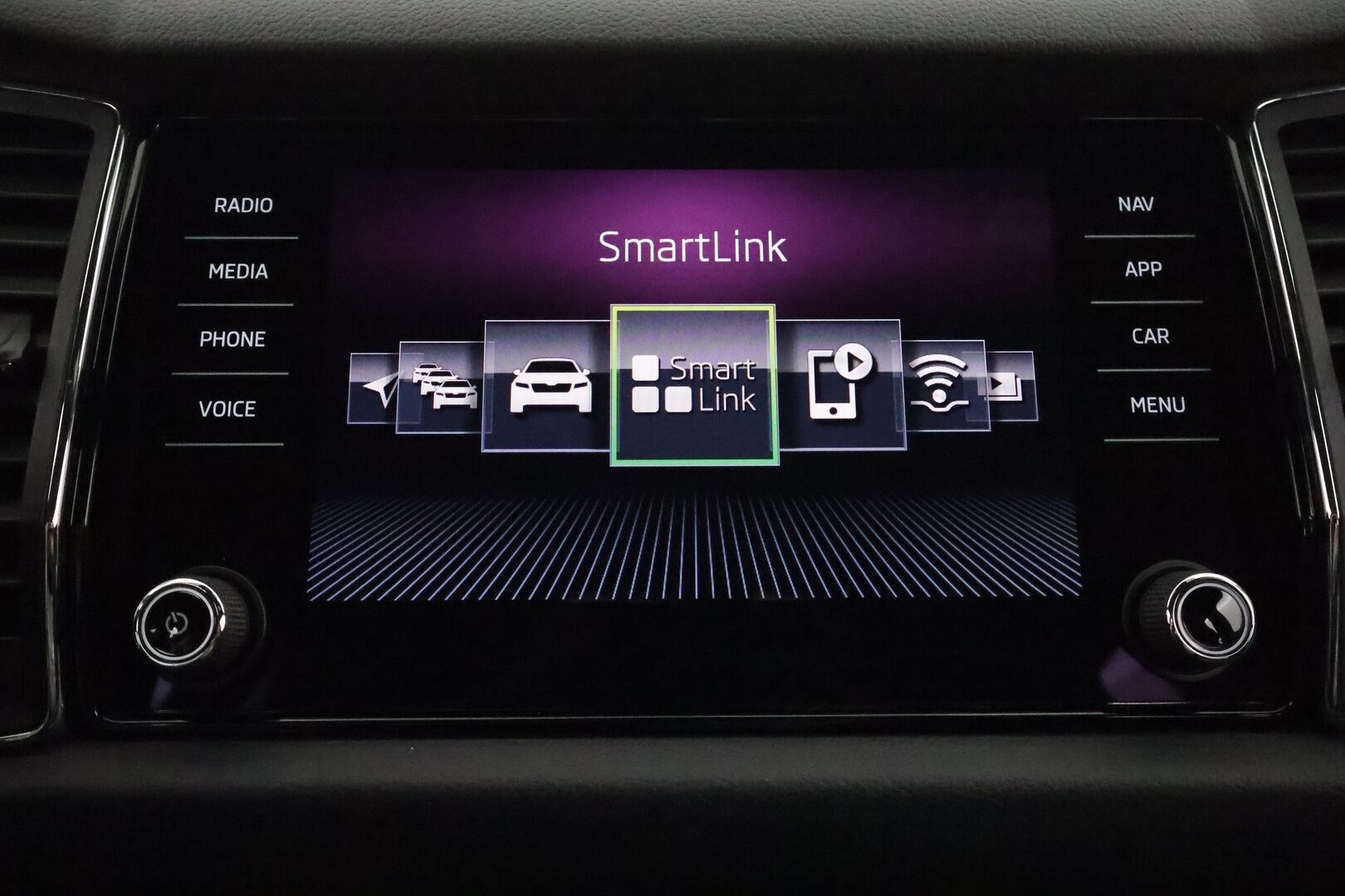 Skoda Kodiaq 2019 2,0 TDI 190 4x4 SportLine DSG Autom **Muistipenkki / Webasto / Koukku / 360° Kamera / Adapt.Vakkari / Canton** - LED-valot / Digimittaristo /  Navi / Kaistavahti / Nahka-Alcantara / KeylessGO / 2x Renkaat