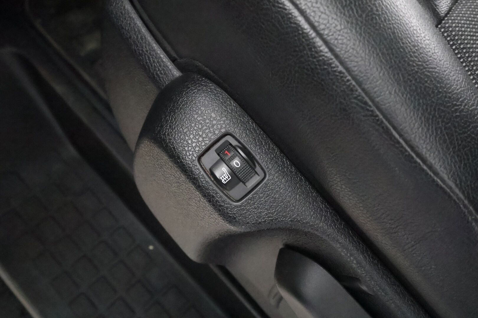 Peugeot Expert 2019 BlueHDi 120 XL 4x4 * Vakkari / Koukku / Webasto / LED-Lisävalo / P.Kamera * - Kahdet Renkaat / Suomi-auto