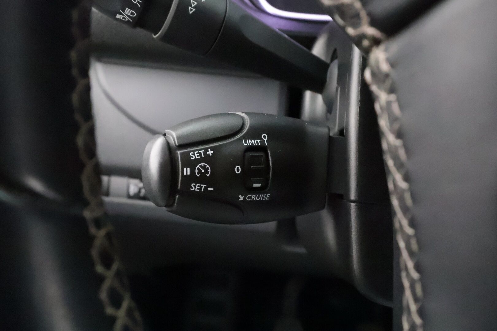 Peugeot Expert 2019 BlueHDi 120 XL 4x4 * Vakkari / Koukku / Webasto / LED-Lisävalo / P.Kamera * - Kahdet Renkaat / Suomi-auto - HULLUT AVAJAISHULINAT KORKOTARJOUS 3,29 %