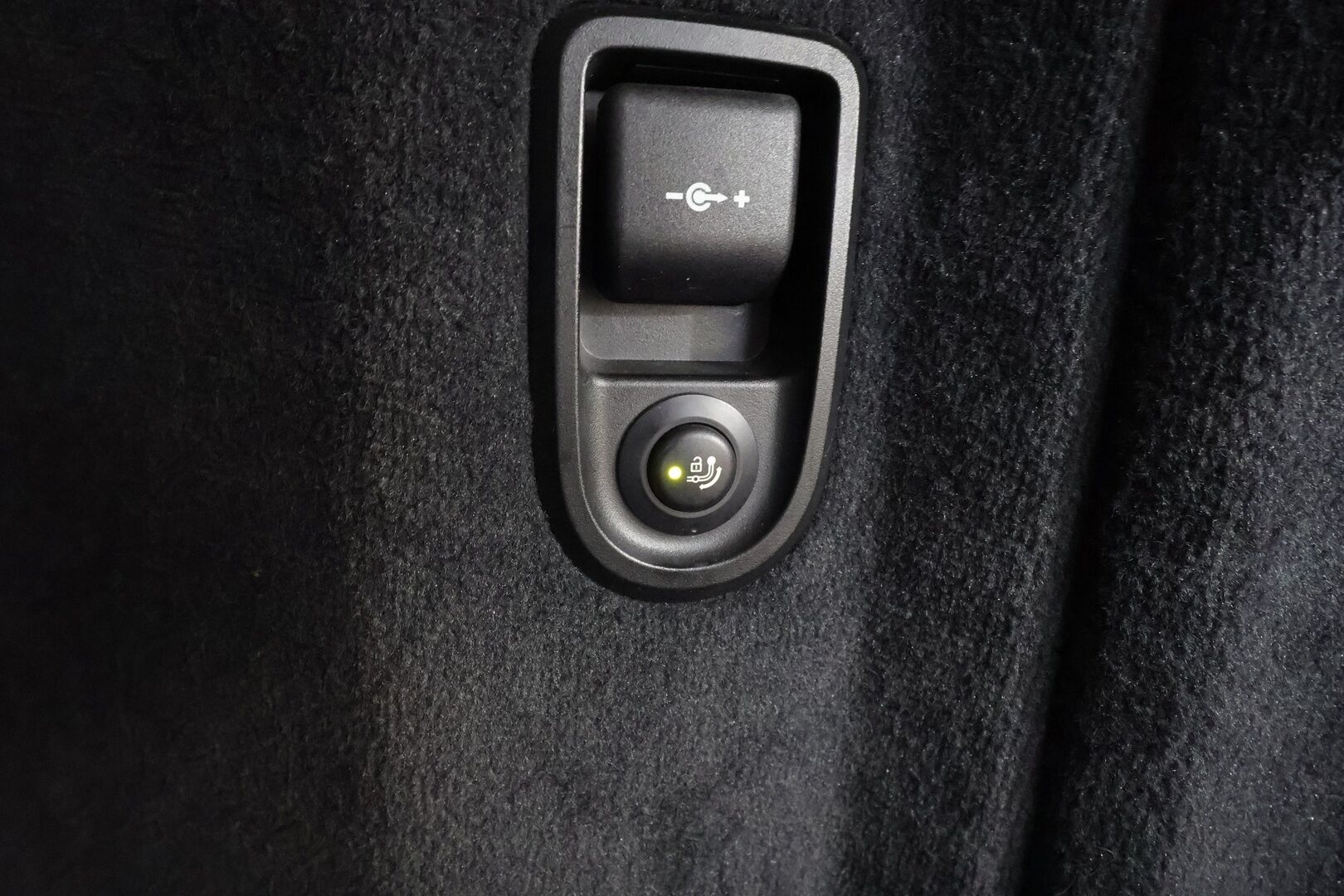 BMW 530 2017 G31 Touring 530d A xDrive Business Comfort * H&K / Panorama / ACC / Adapt.LED / 360° / Sisätilanlämmitin / Navi * - Koukku / HUD / Hierovat&Ilmastoidut Sportnahat Muistilla / Kahdet renkaat / Merkkihuollot - HULLUT BLACKWEEK JATKOT - KORKOTARJOUS 2,49%