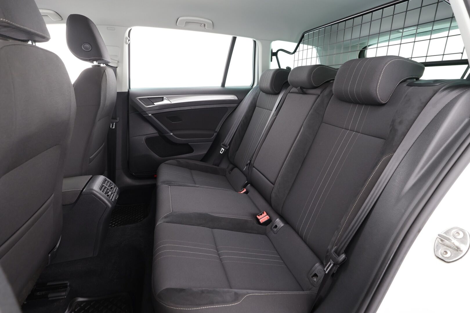 Volkswagen Golf 2019 Variant Alltrack 2,0 TDI SCR 110 kW (150 hv) 4MOTION DSG * ACC / Webasto / Koukku / P.tutkat / LED* - Kahdet renkaat