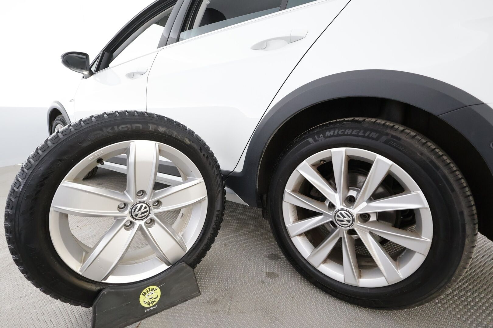 Volkswagen Golf 2019 Variant Alltrack 2,0 TDI SCR 110 kW (150 hv) 4MOTION DSG * ACC / Webasto / Koukku / P.tutkat / LED* - Kahdet renkaat