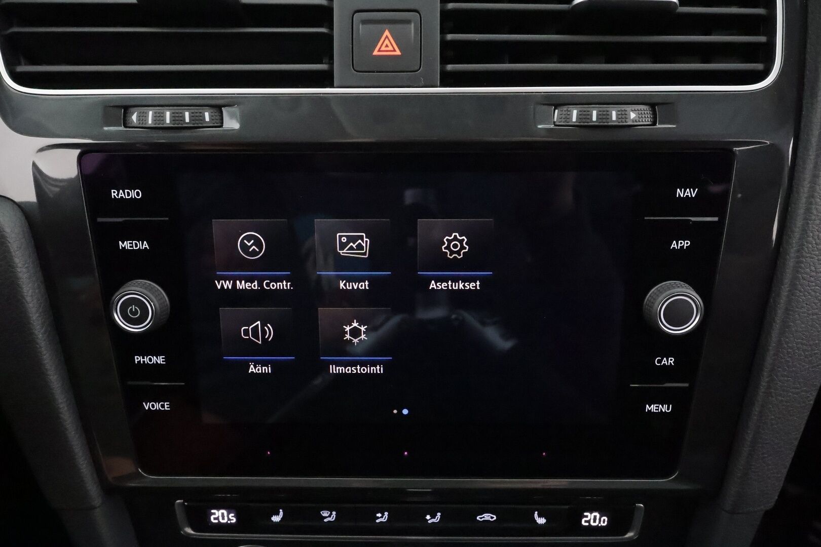 Volkswagen Golf 2019 Variant Alltrack 2,0 TDI SCR 110 kW (150 hv) 4MOTION DSG * ACC / Webasto / Koukku / P.tutkat / LED* - Kahdet renkaat