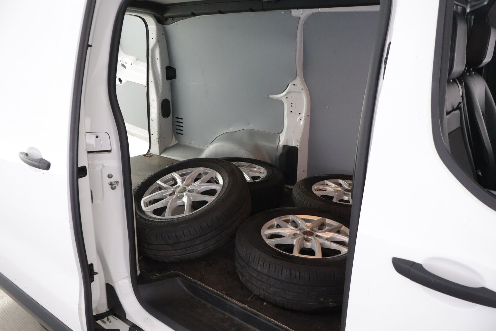 Citroen Jumpy 2019 BlueHDi 180 XL Automaatti