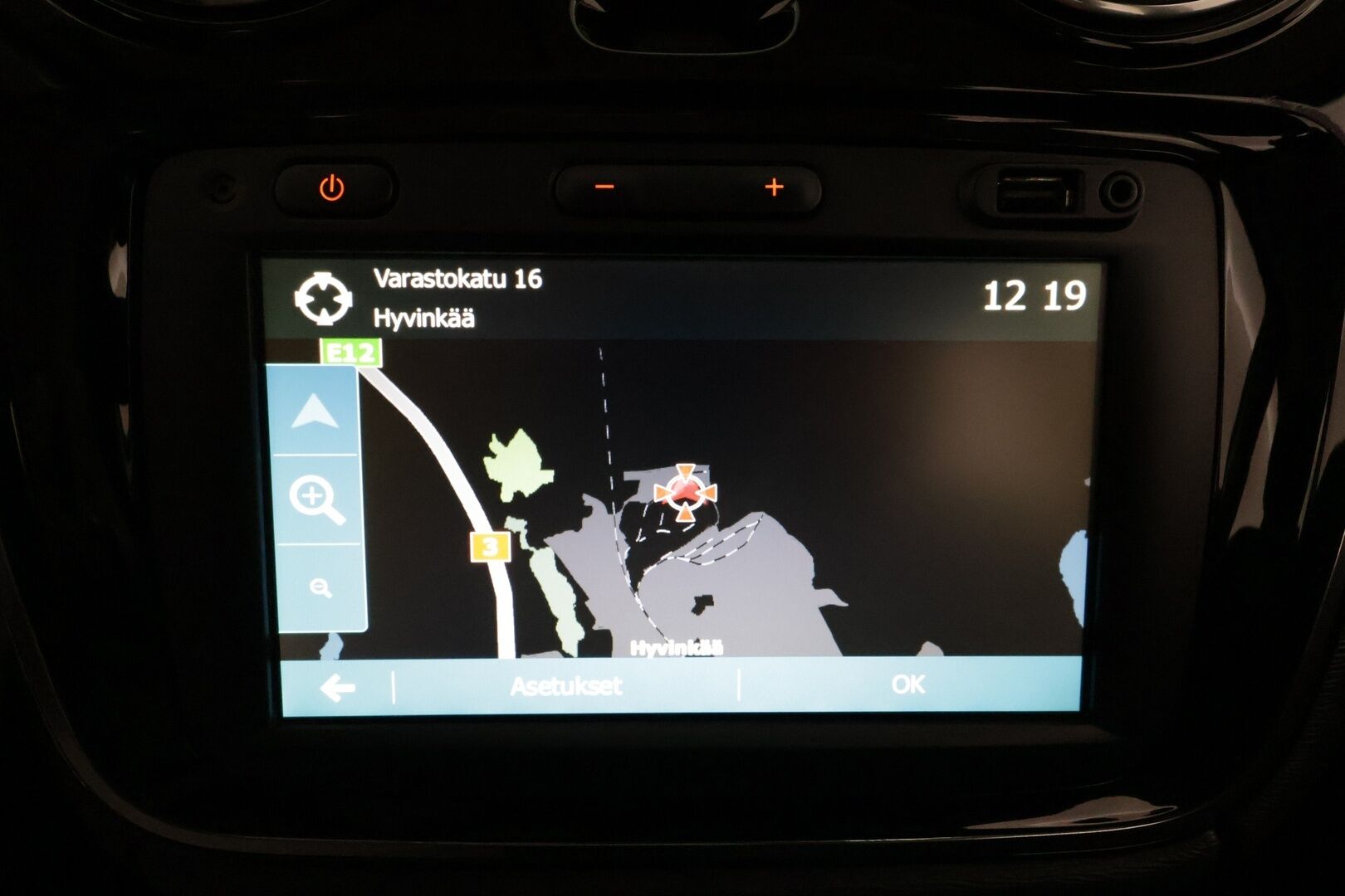 Dacia Lodgy 2019 Stepway 10 Blue dCi 115 7-paik. **Vakkari / Lohkolämmitin / P.kamera / Navi / Apple&Android** - Suomi-auto