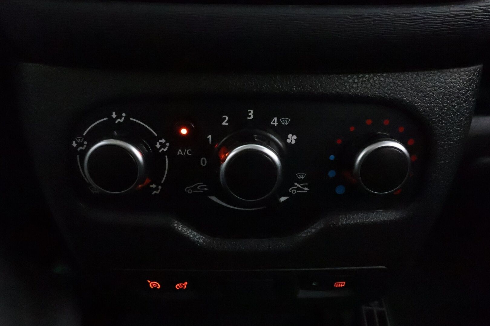 Dacia Lodgy 2019 Stepway 10 Blue dCi 115 7-paik. / Suomi-auto / Vakkari / Lohkolämmitin / P.kamera / TULOSSA**