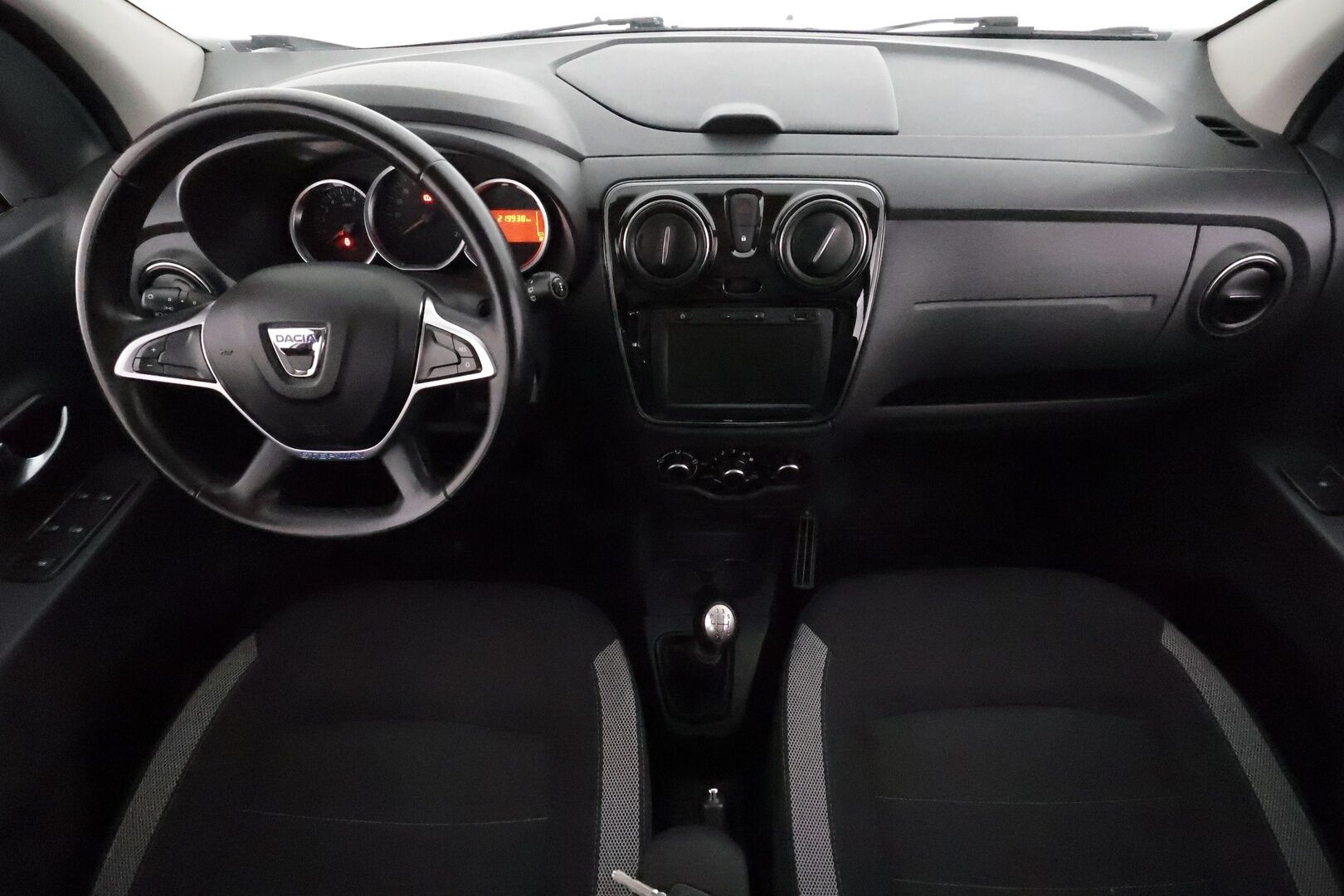Dacia Lodgy 2019 Stepway 10 Blue dCi 115 7-paik. / Suomi-auto / Vakkari / Lohkolämmitin / P.kamera / TULOSSA**