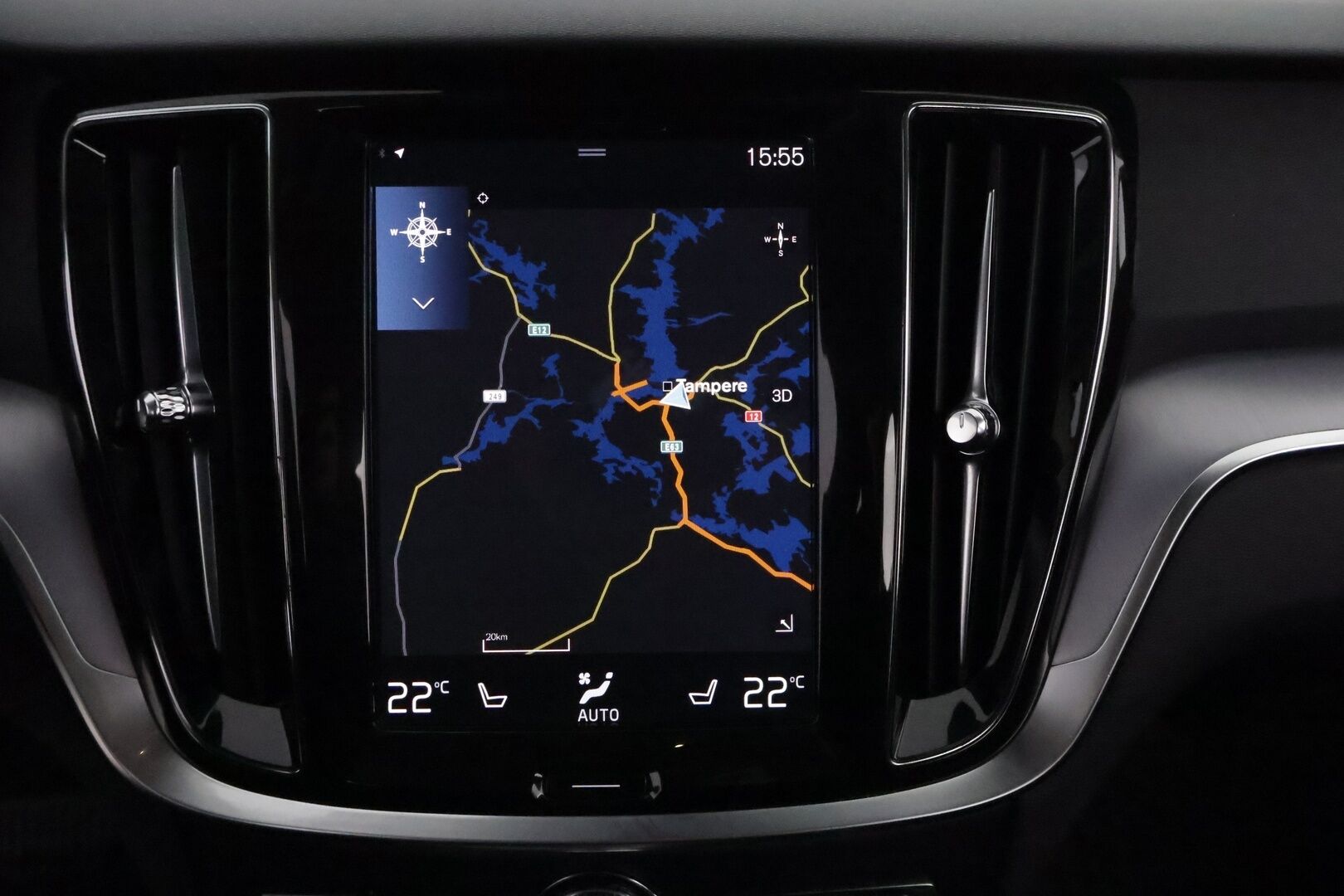 Volvo V60 2019 D3 Business aut * Webasto / Merkkihuollot / Vetokoukku / Ratinlämmitys / Adapt.LED / Sähköluukku / Digimittari!