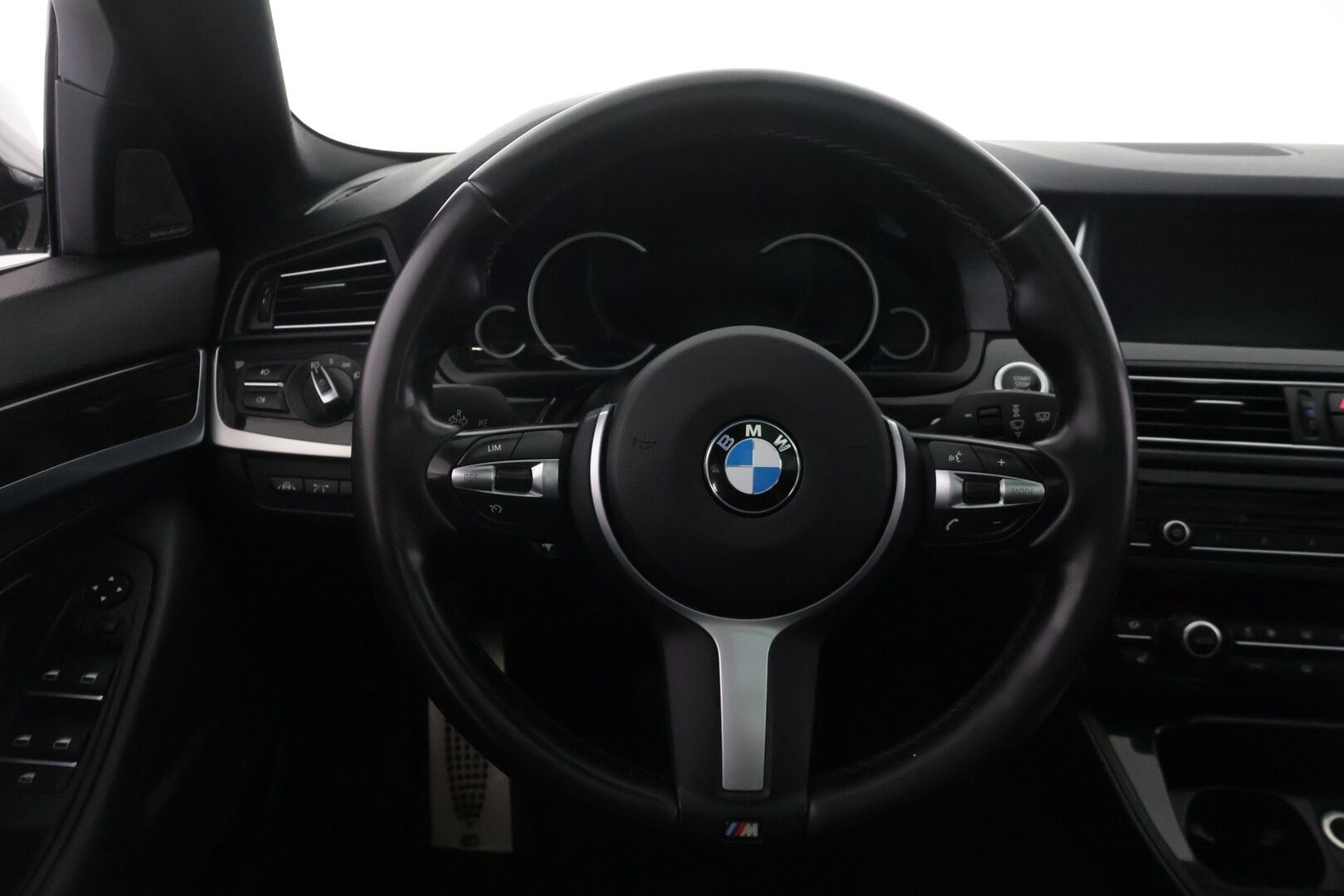 BMW 535 2014 F11 Touring 535d A xDrive M Sport *Myydään huutokaupat.com*