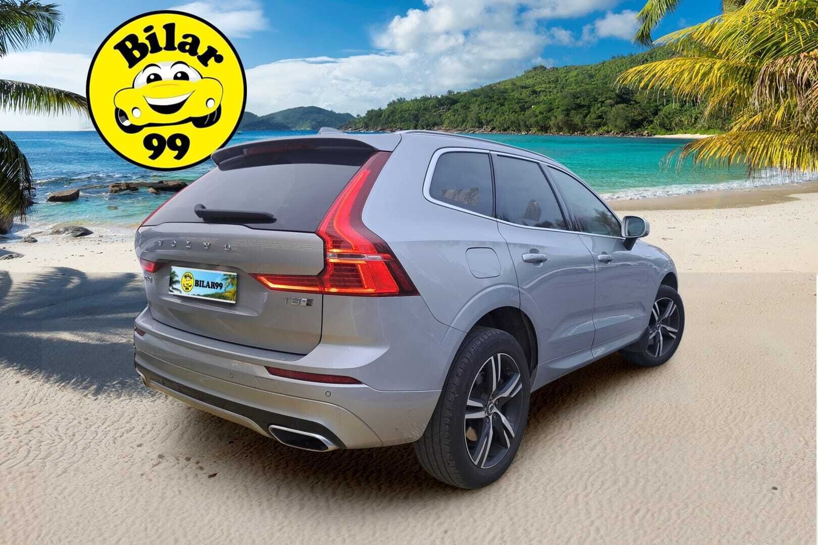 Volvo XC60 2019 T8 AWD R-Design aut ** Suomiauto / Pilot Assist / H&K / Ilma-alusta / Panoraama / P.kamera / Webasto ** - *Merkkihuollettu Suomiauto! / Ratinlämmitys / BLIS / LED / 2x renkaat*
